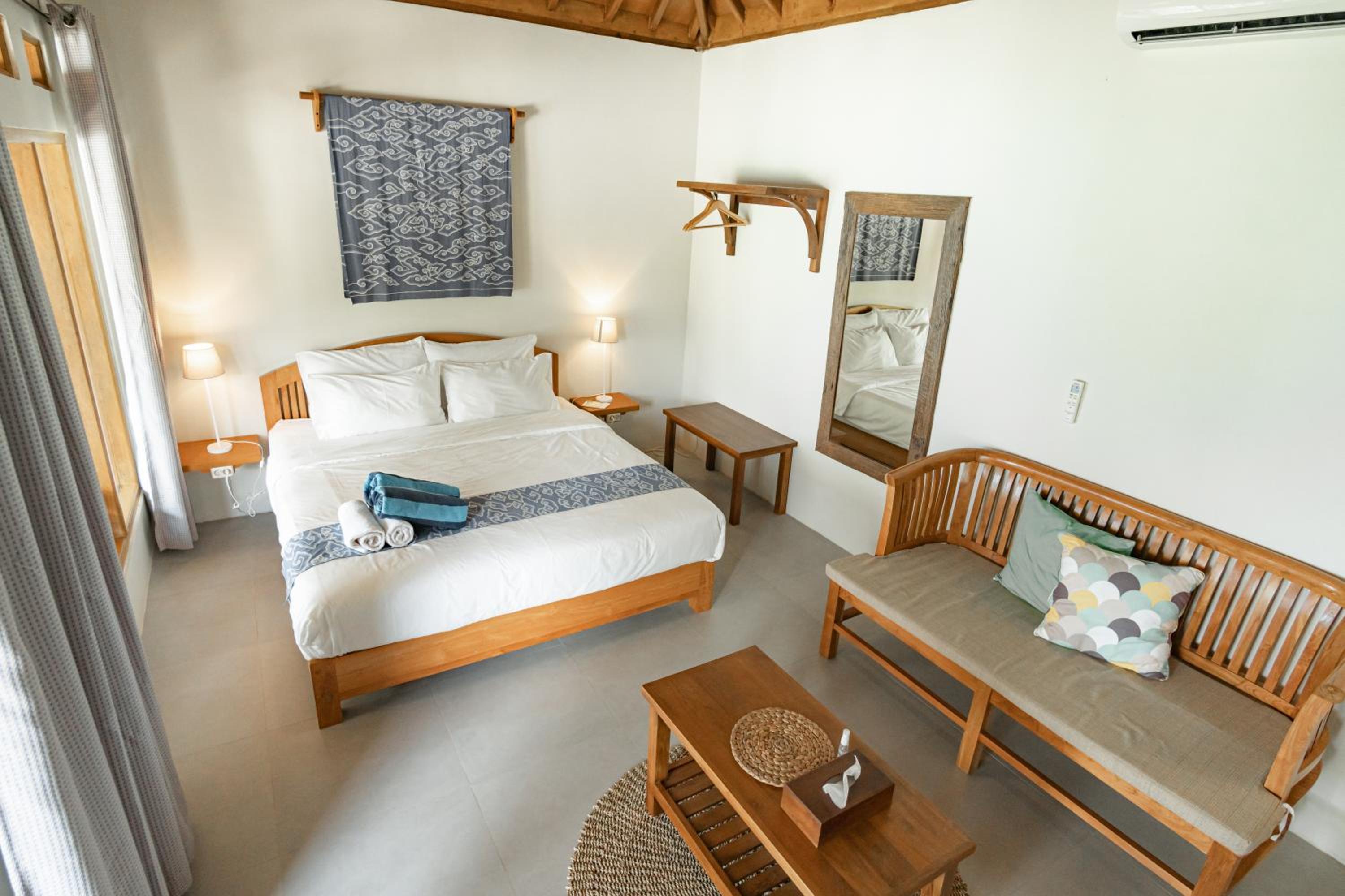 Deluxe Double Room with Sea View photo 2