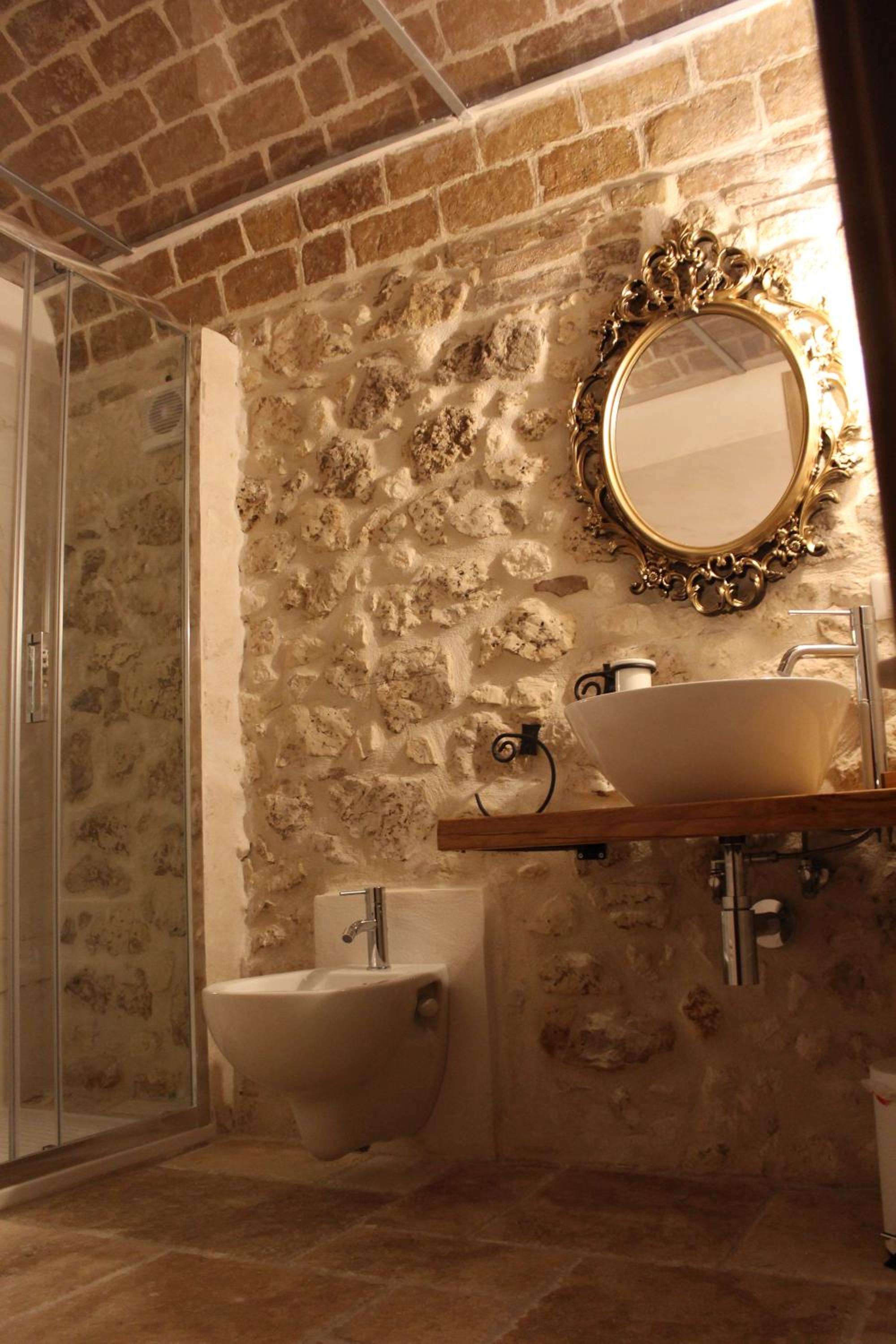 Double Room - Photo 4