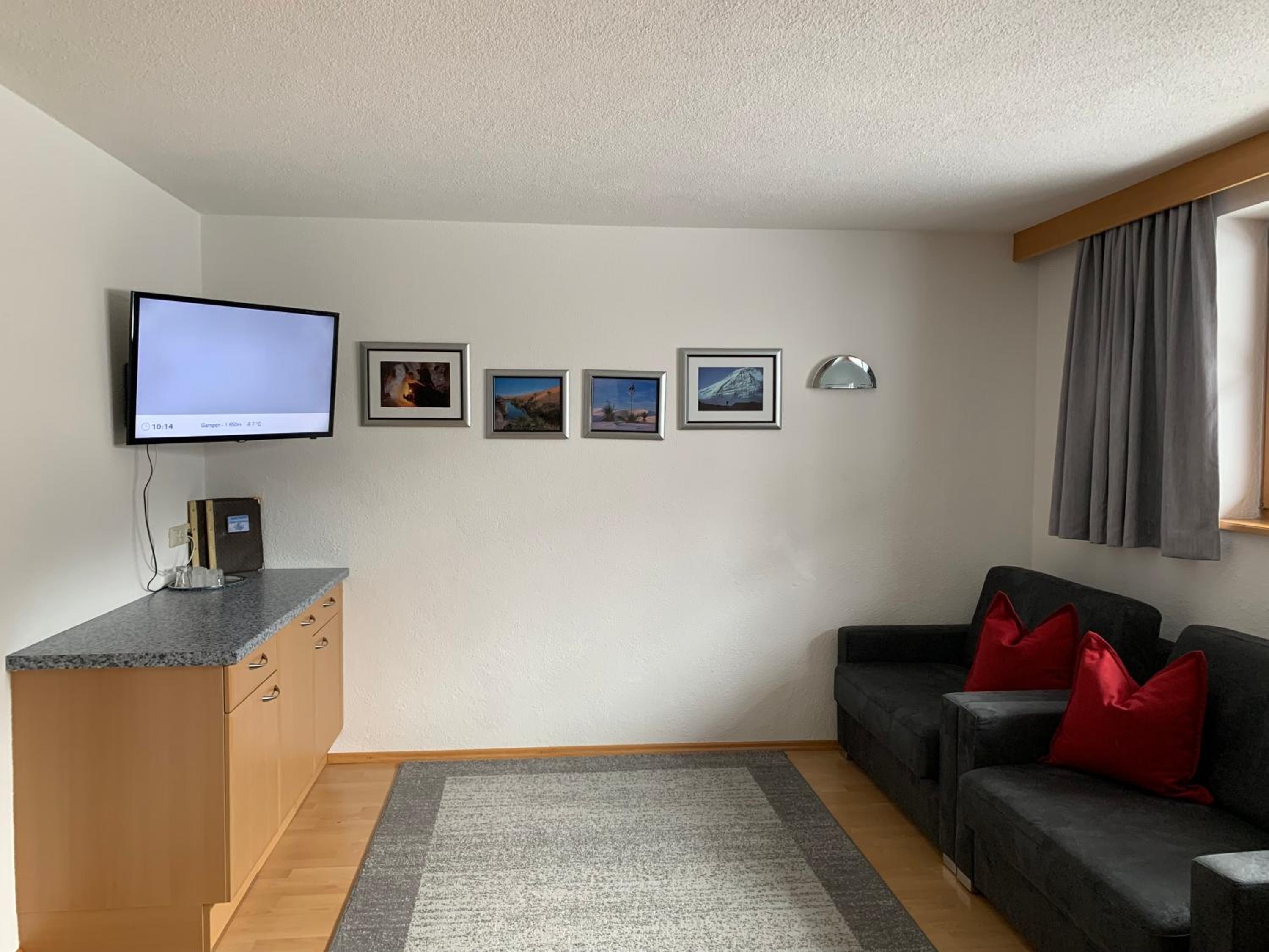 Two-Bedroom Apartment photo 2