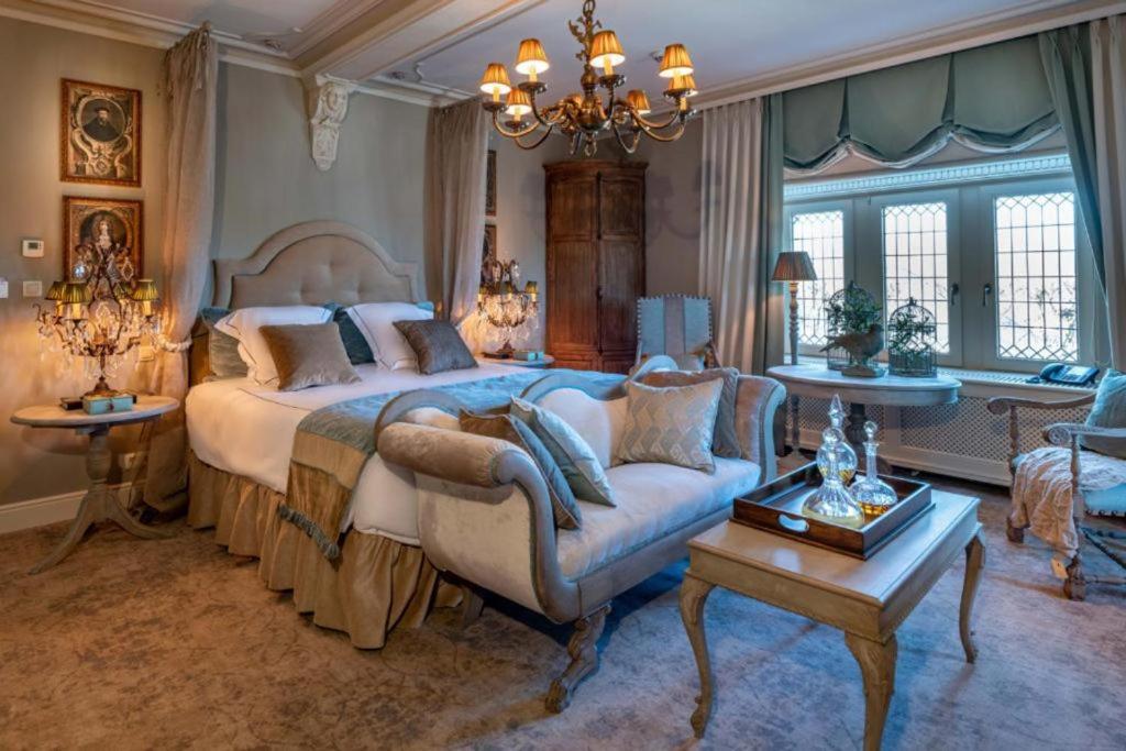 Suite - Photo 3