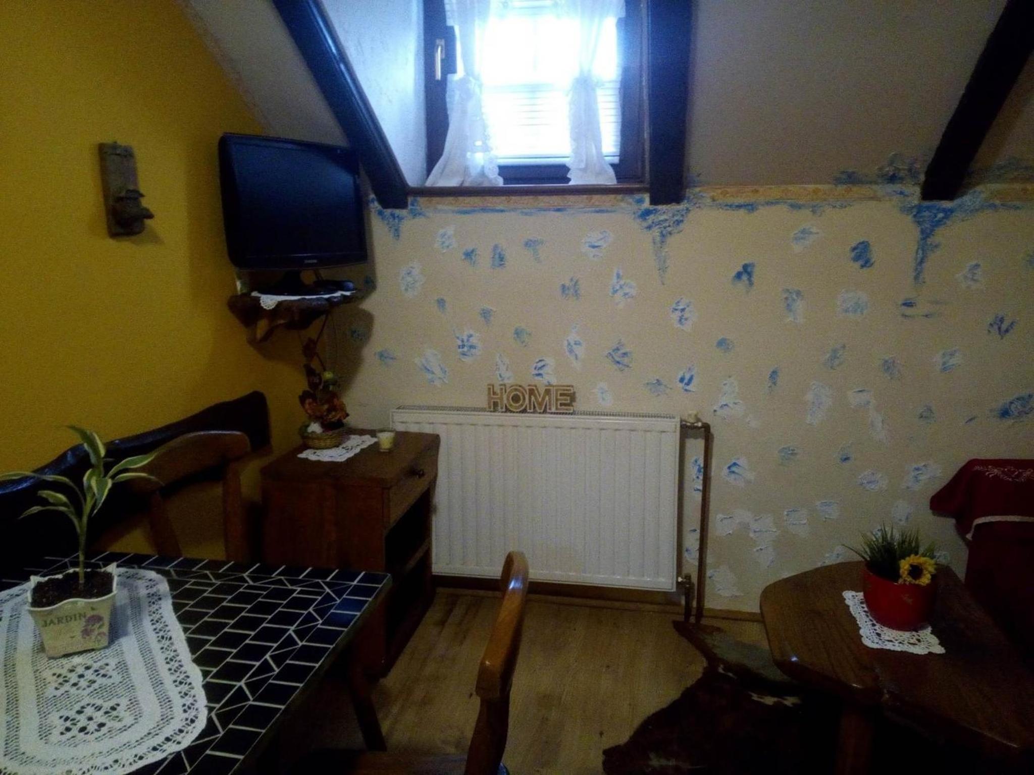 One Bedroom Apartment
