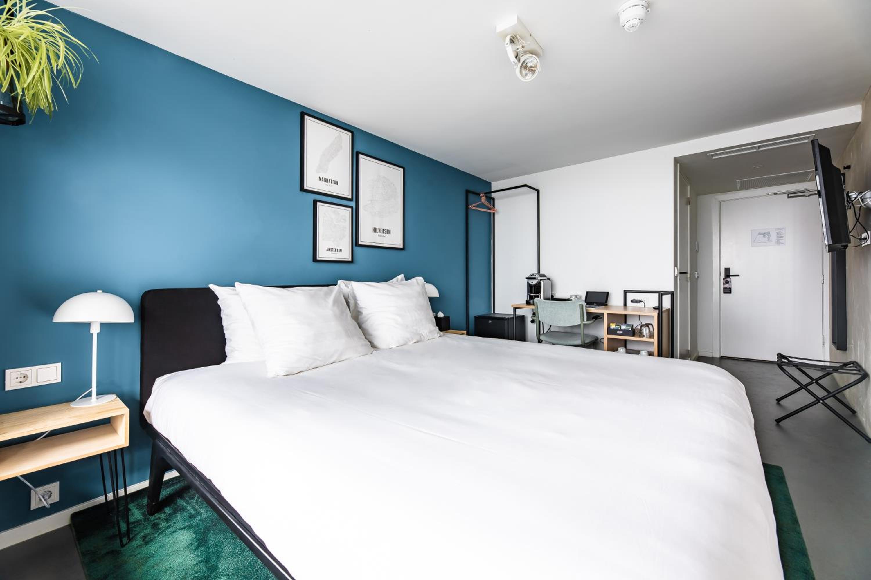 Standard Double Room - Photo 3