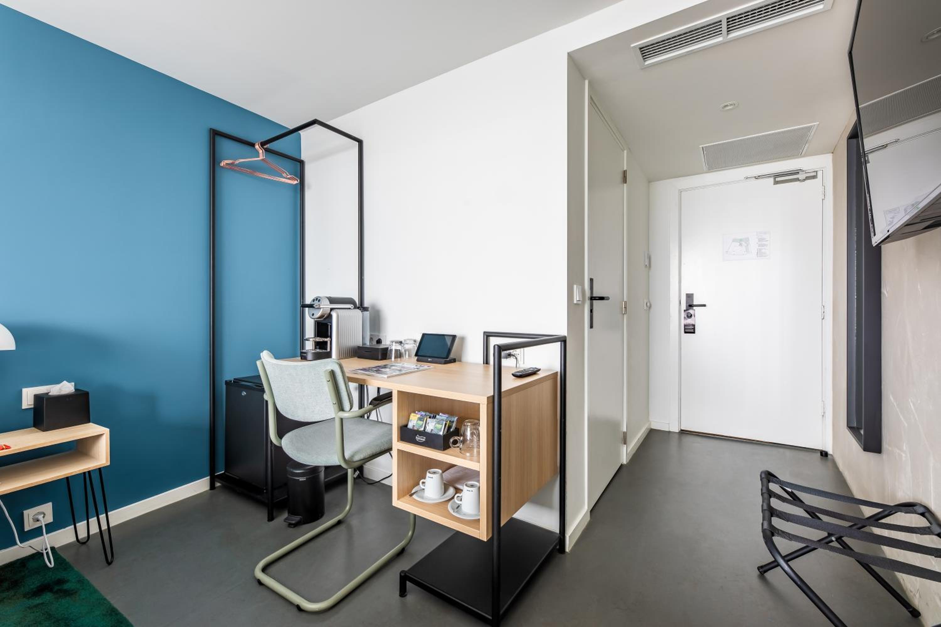 Standard Double Room - Photo 2