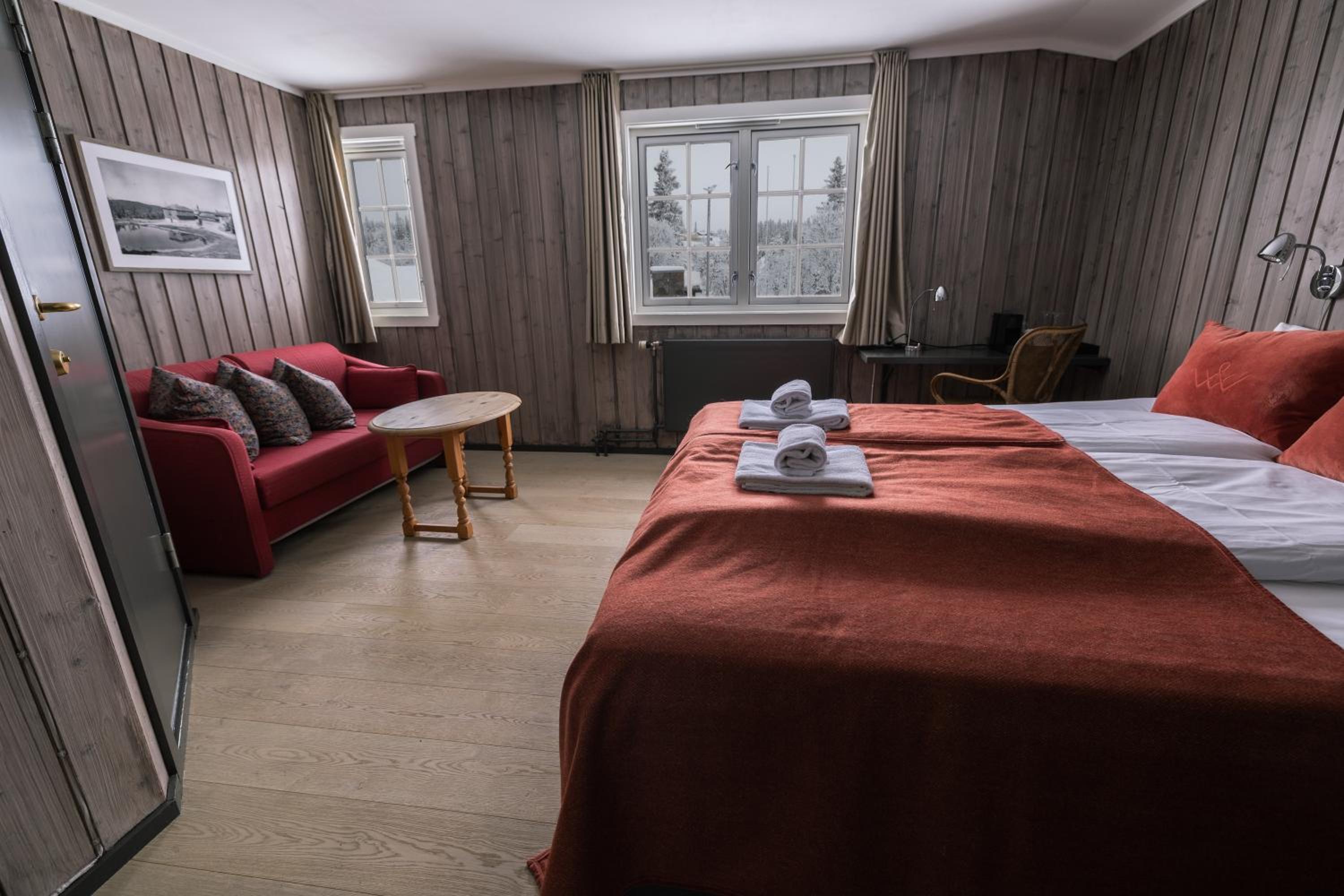 Double Room with Extra Bed photo 2