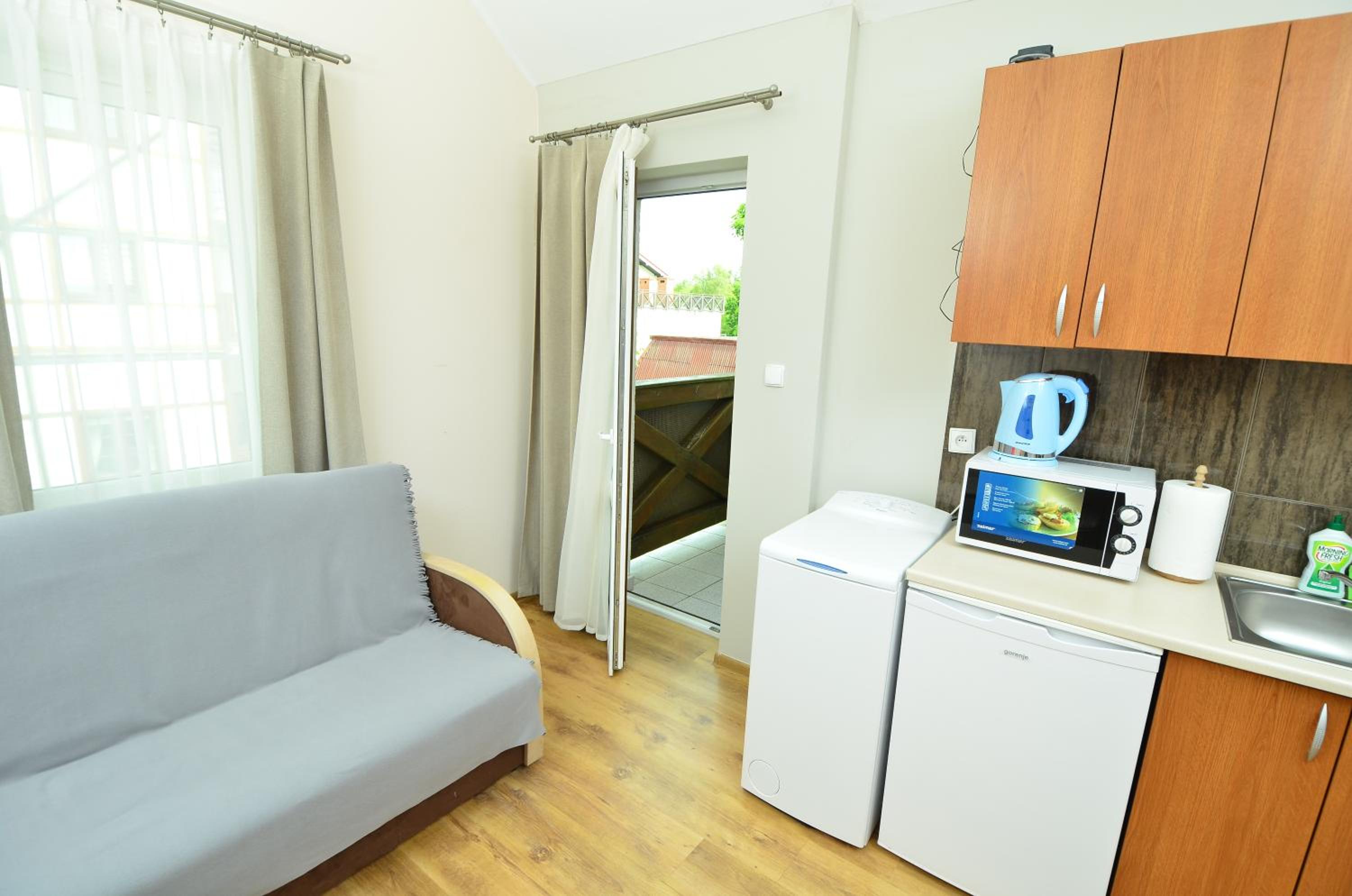 One-Bedroom Apartment photo 1