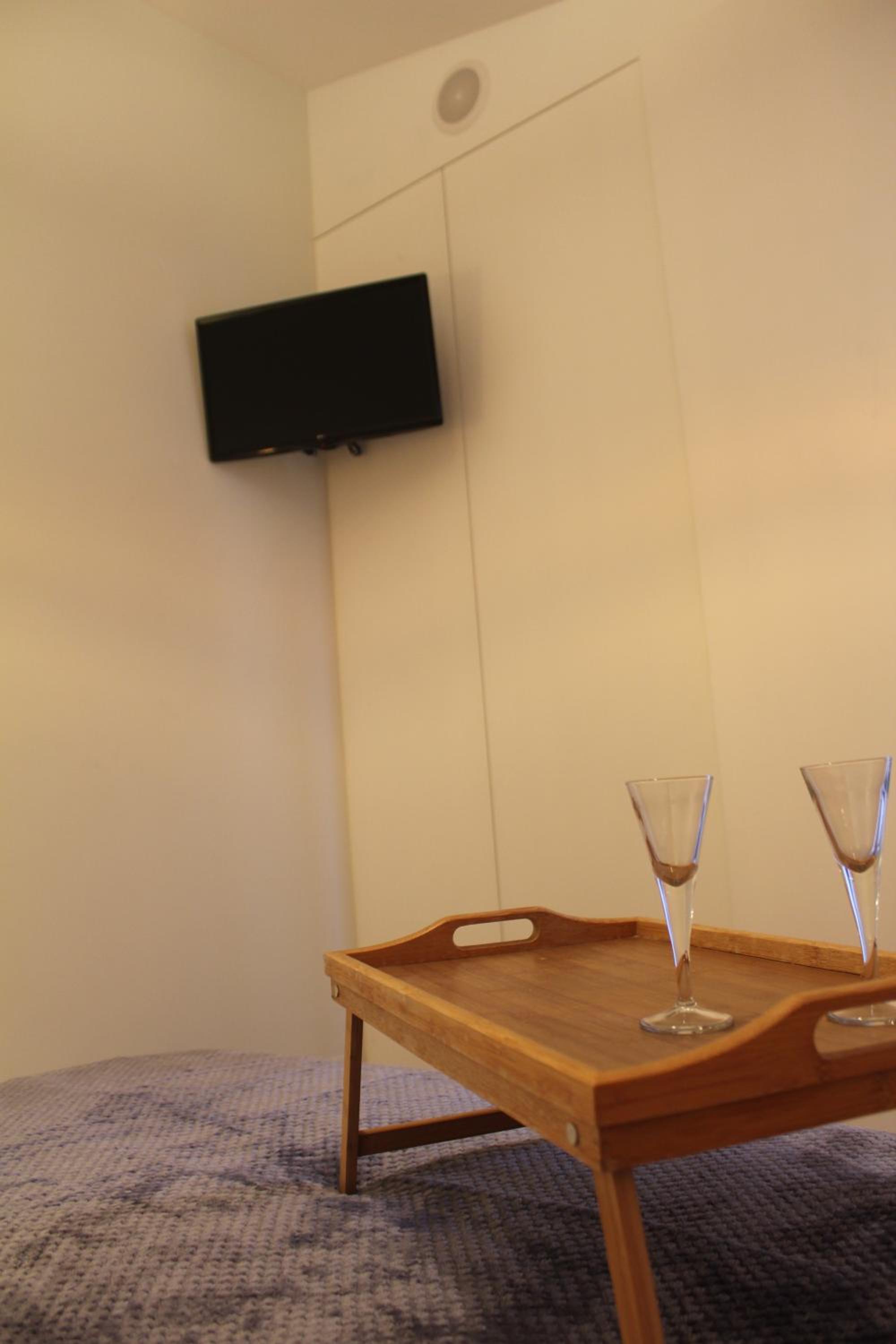 Apartment - Photo 4