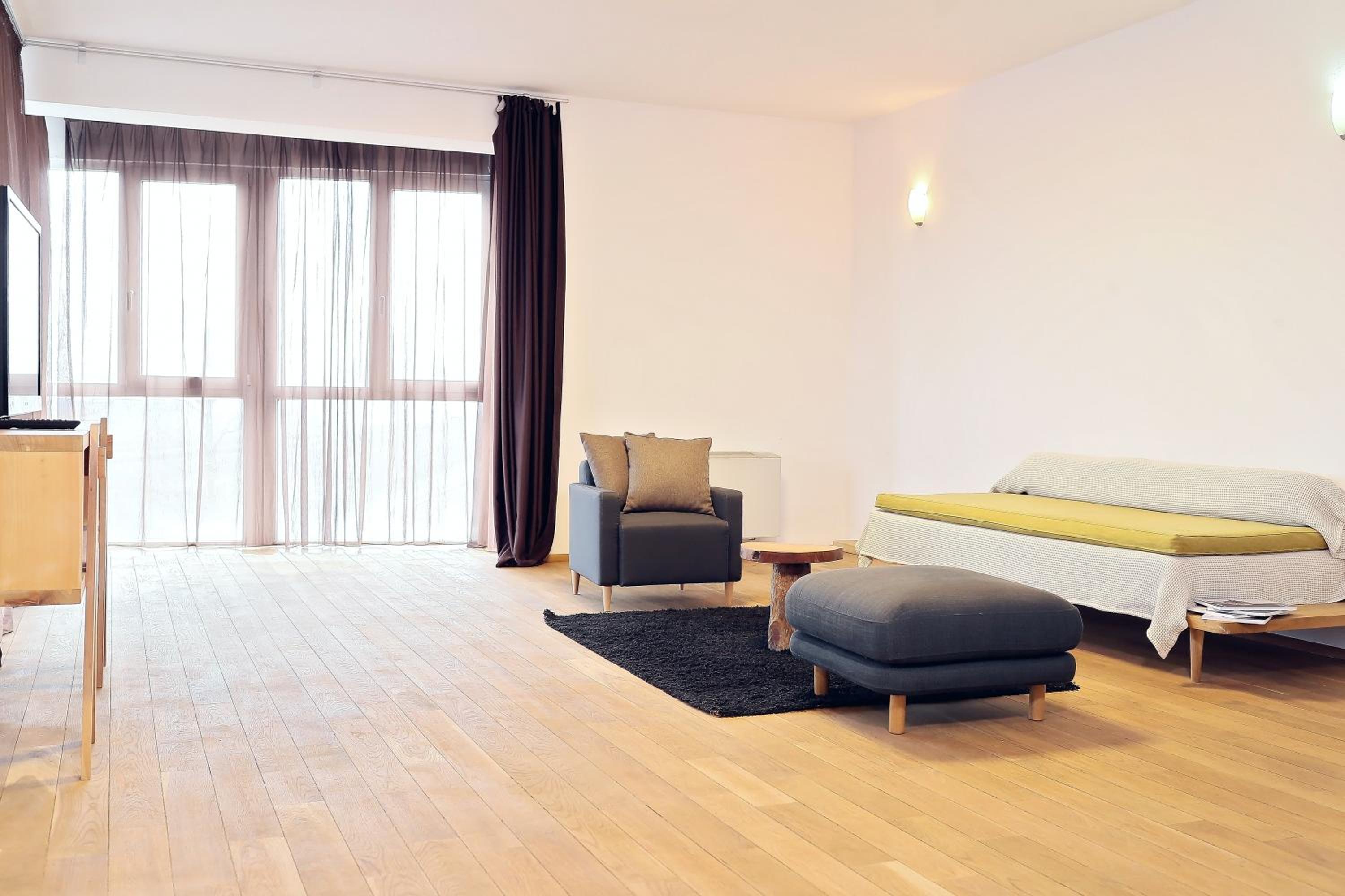 Business Apartment - Photo 7