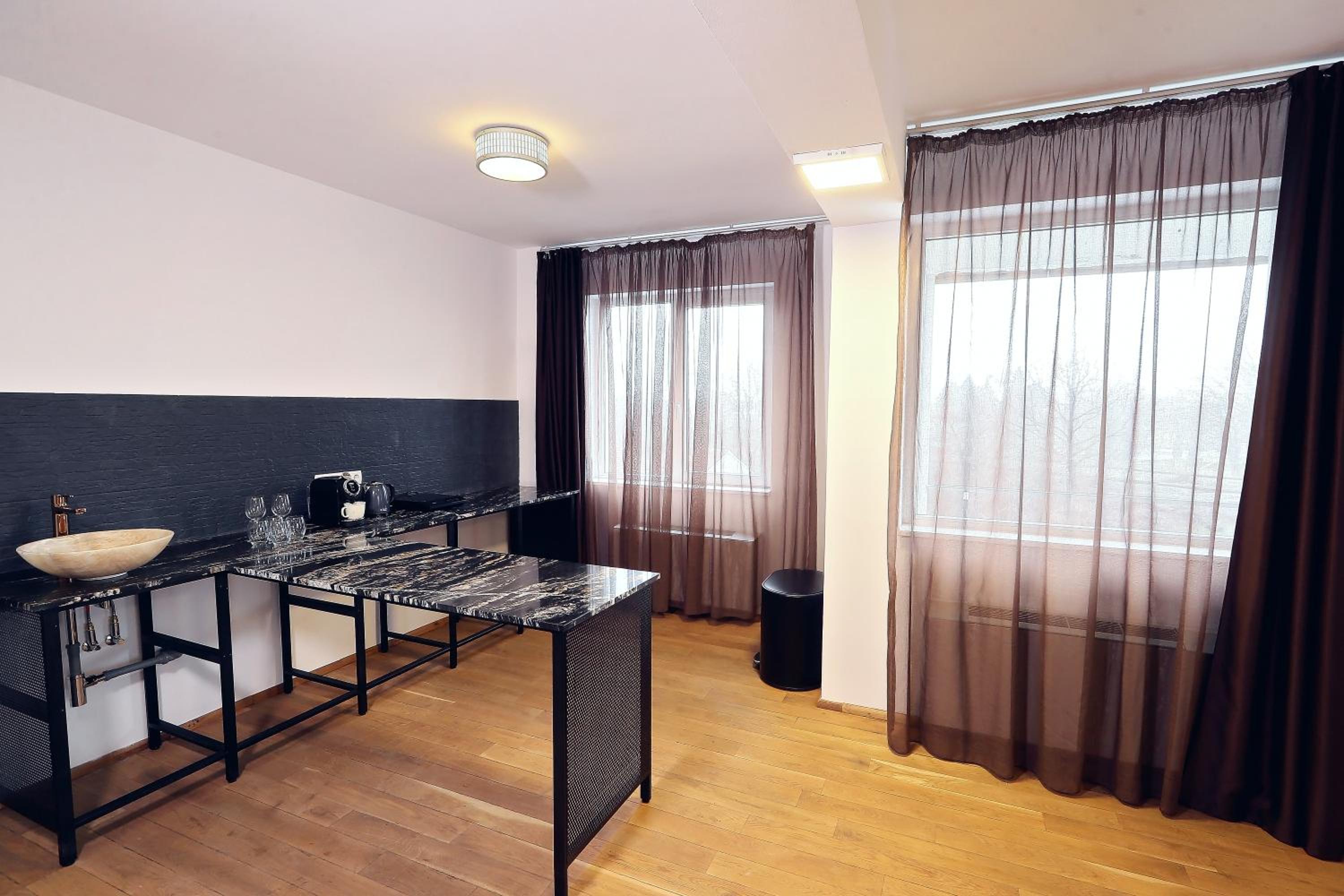 Business Apartment - Photo 3