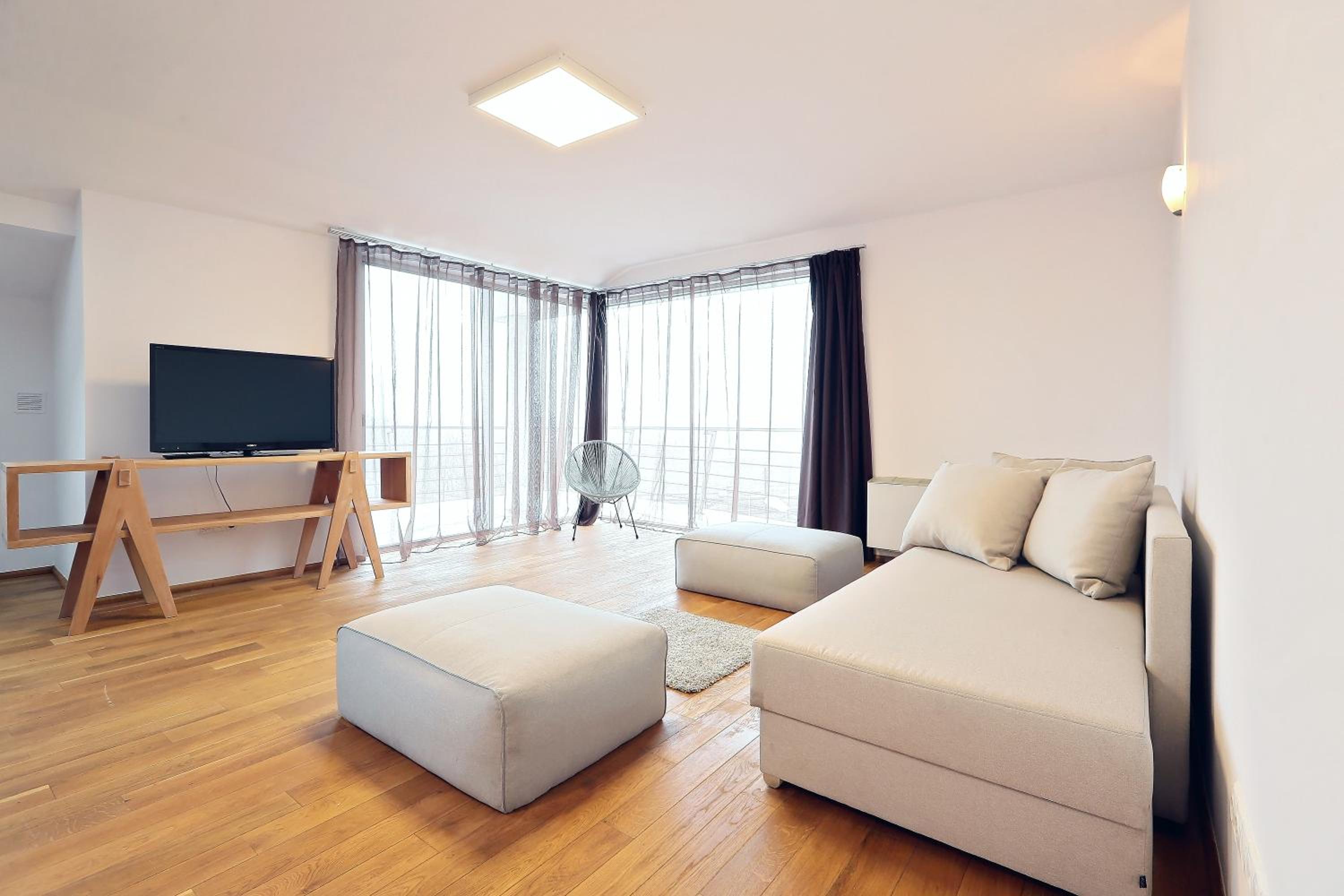 Business Apartment - Photo 17