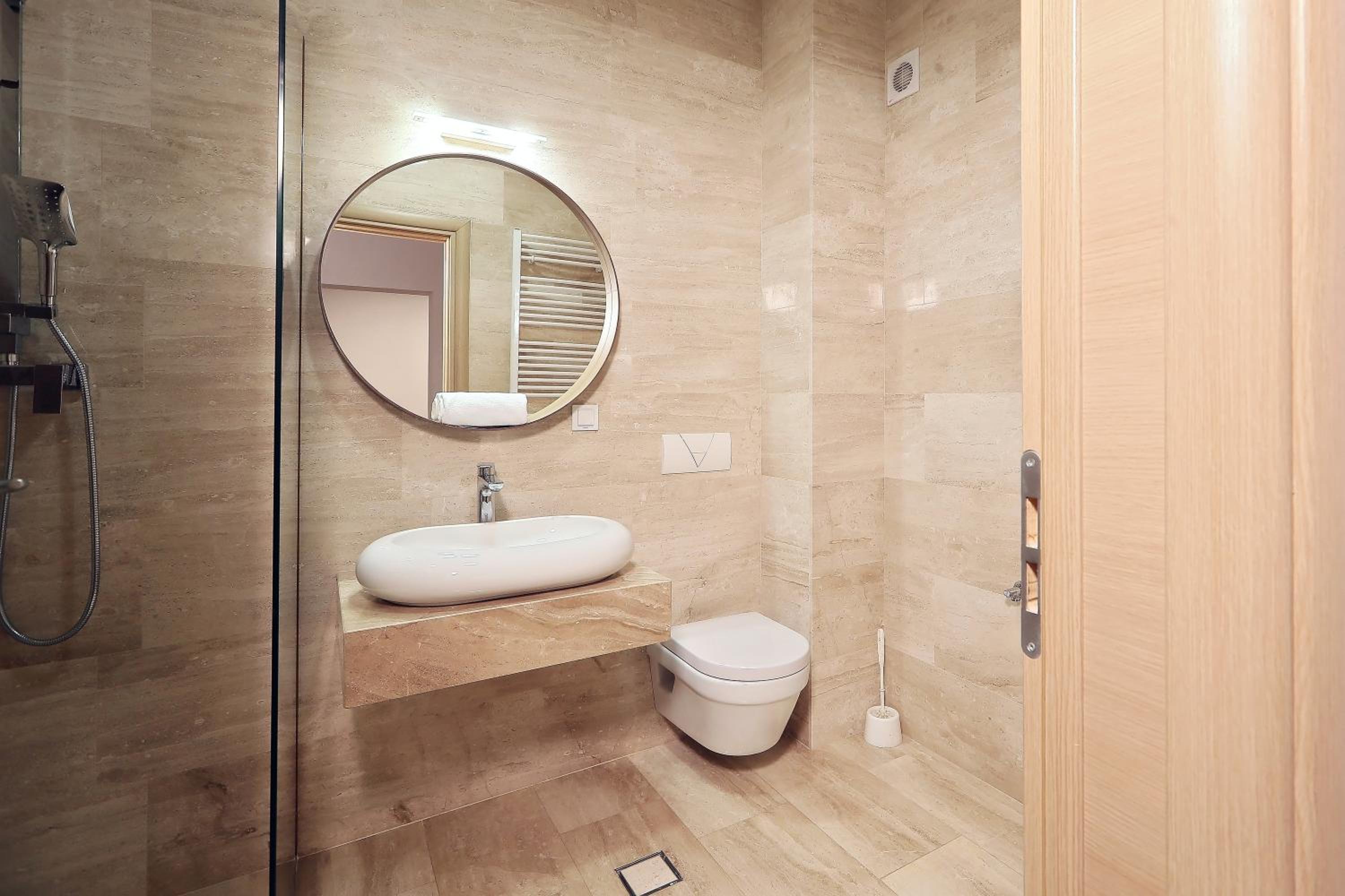 Standard Apartment (4 Adults) - Photo 23