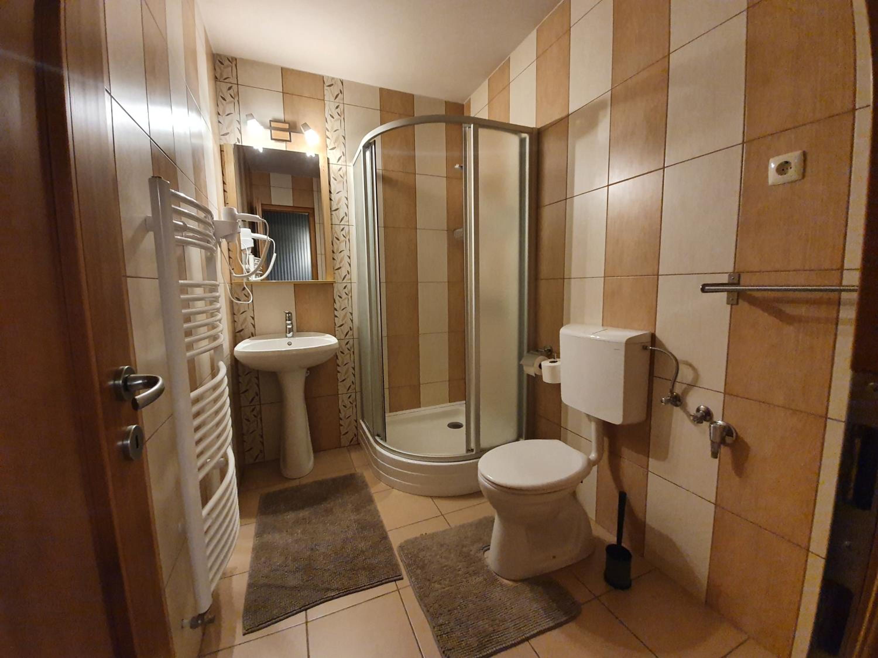 Comfort Triple Room - Photo 7