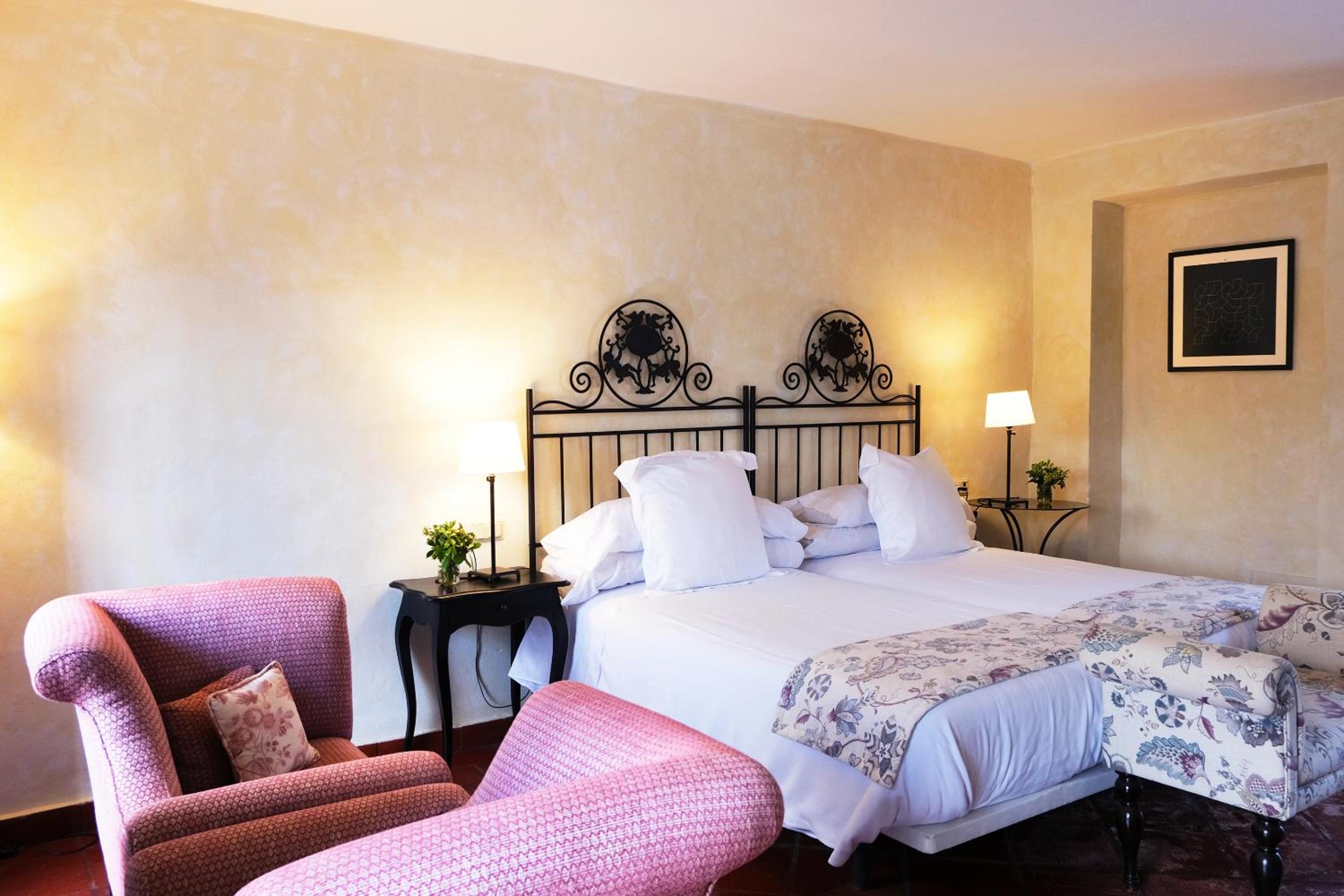 Superior Double Room - Photo 19