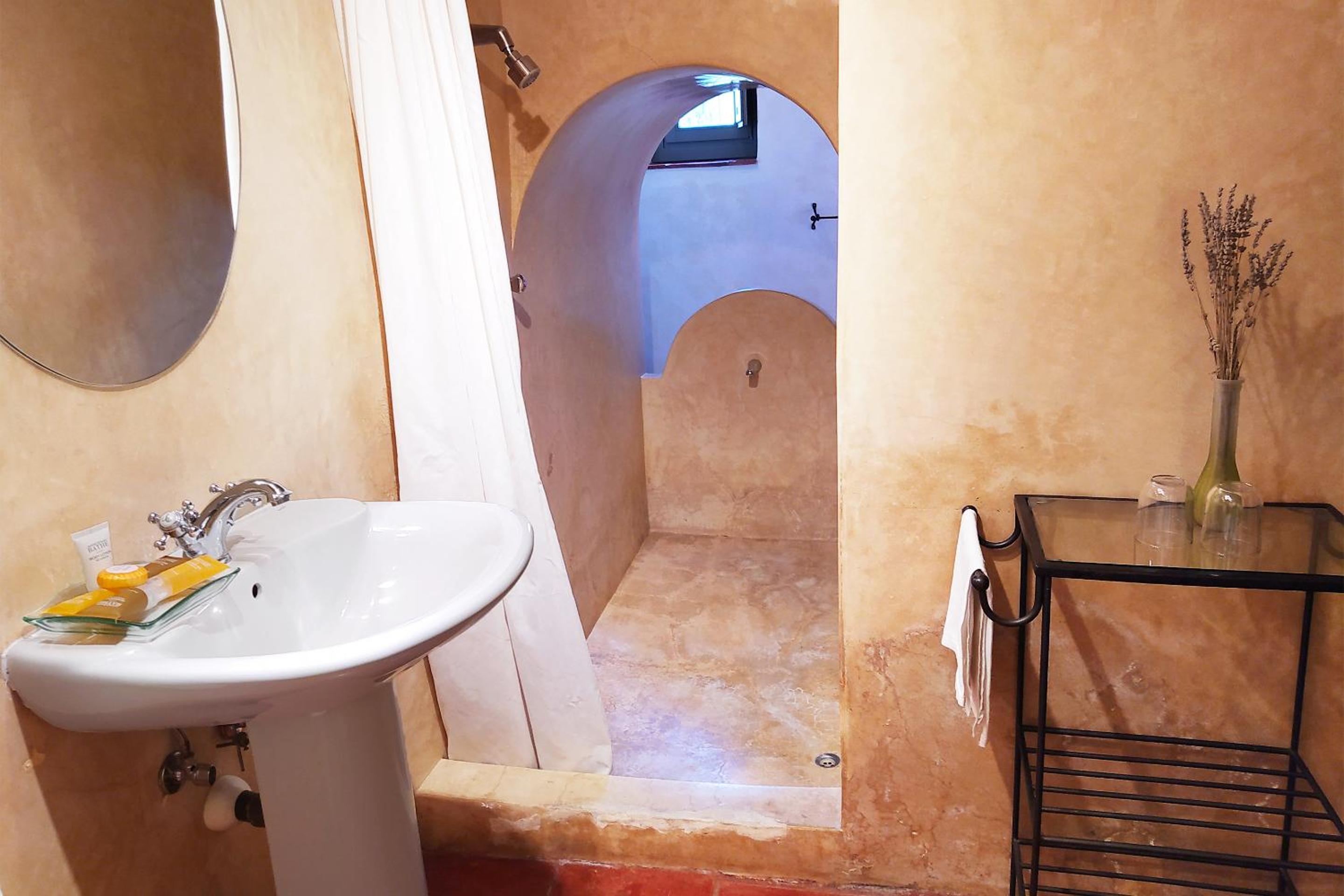 Superior Double Room - Photo 31