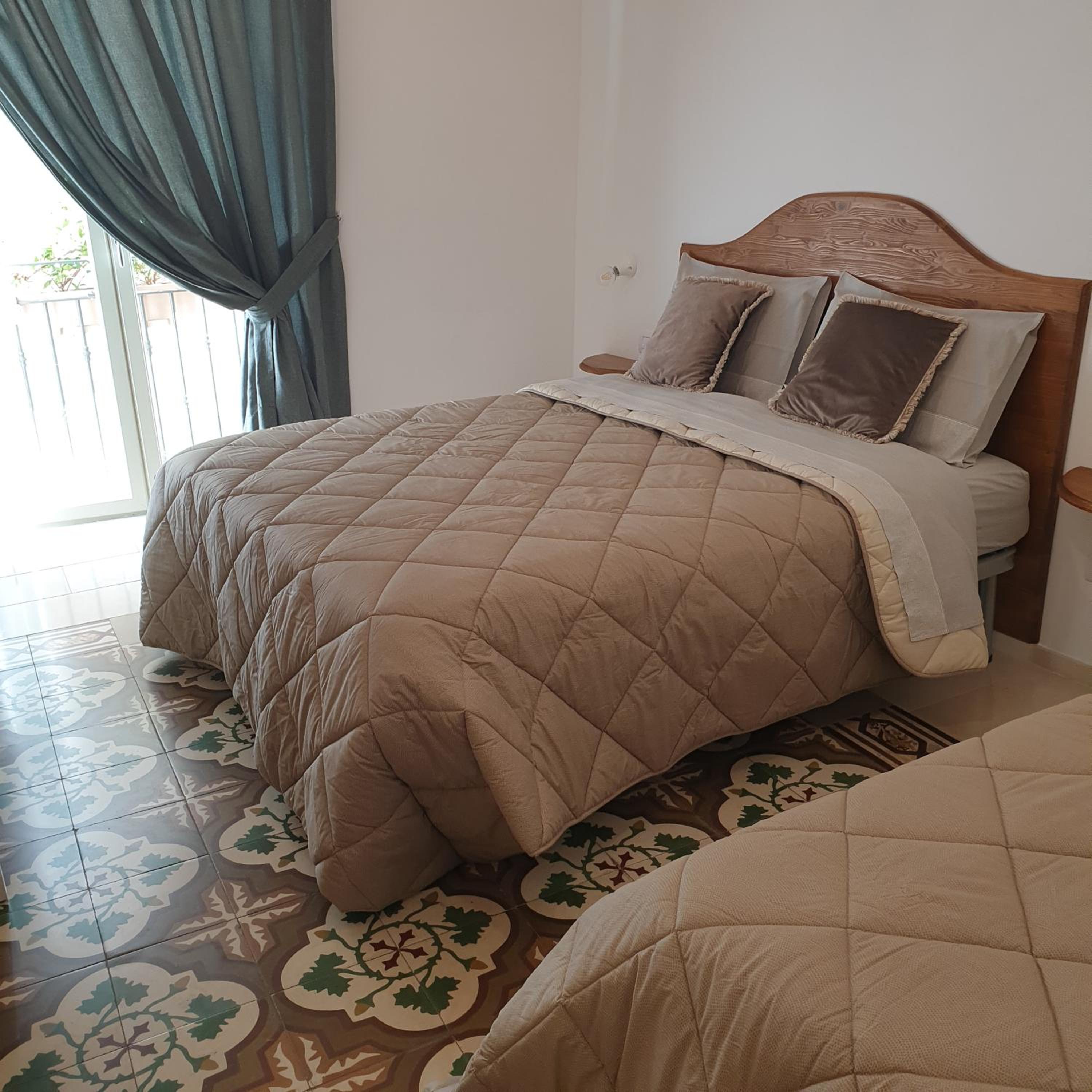 Triple Room with Private Bathroom - Photo 39
