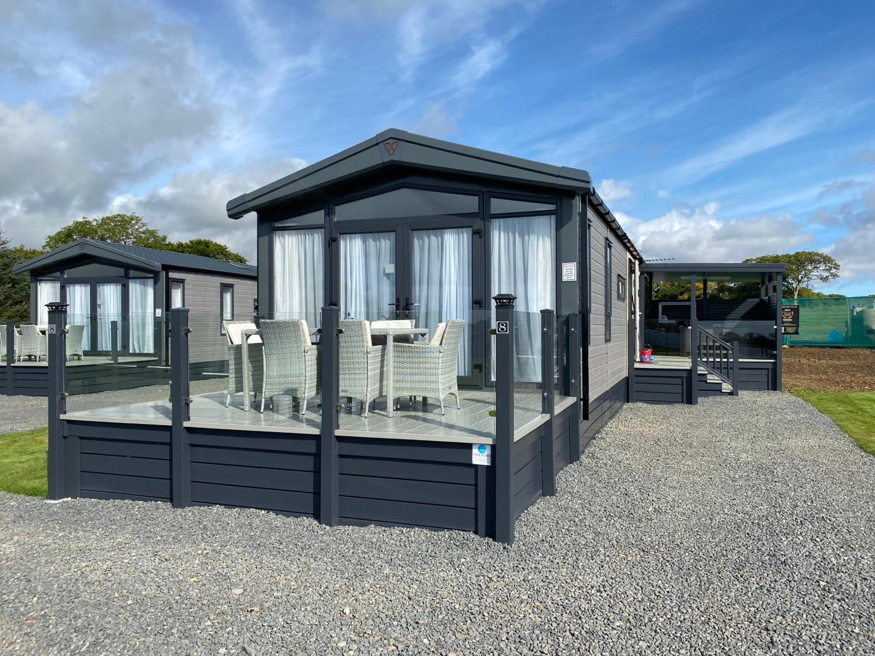 Luxury Lodge with lake view 8 - Photo 3