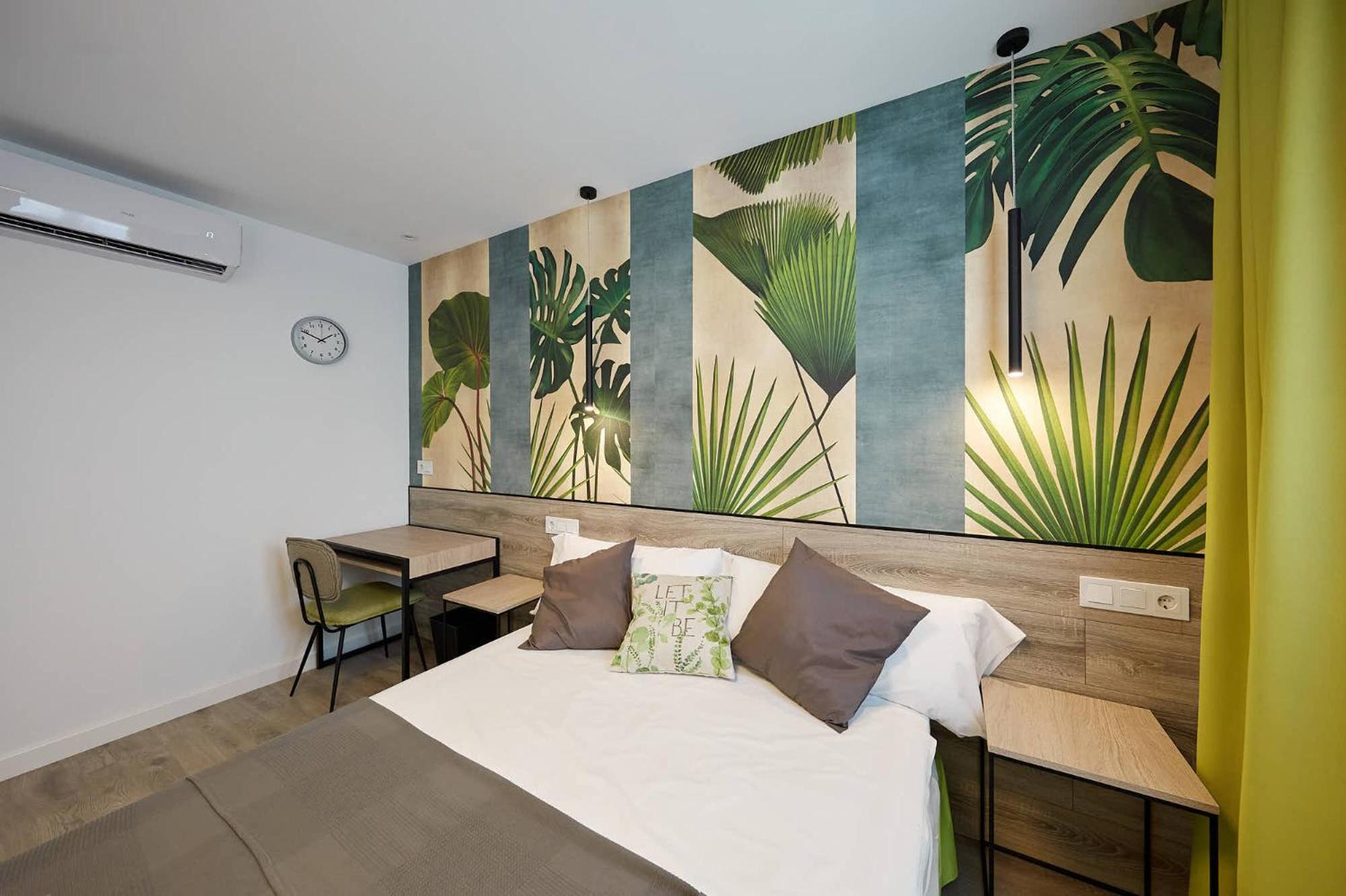 Double Room - Photo 8