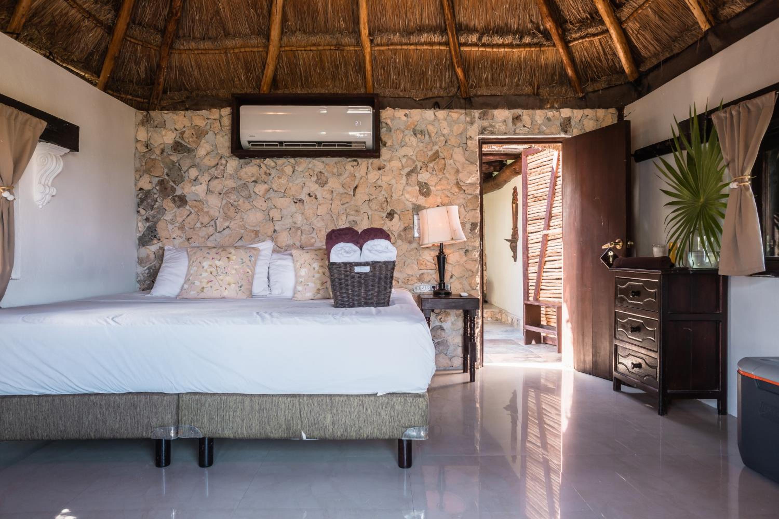 Double Room with Balcony and Sea View