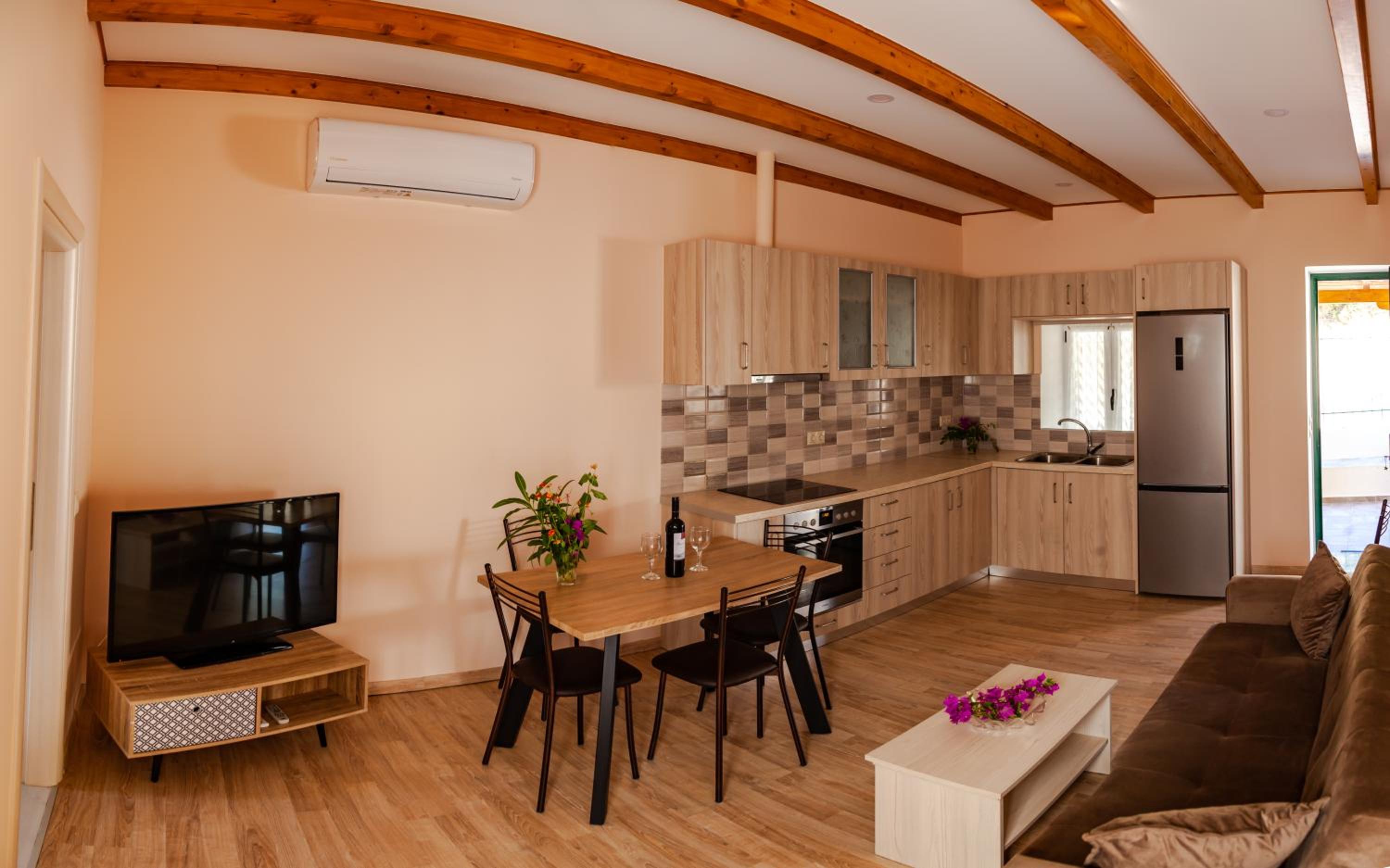 Two-Bedroom Apartment - Photo 16