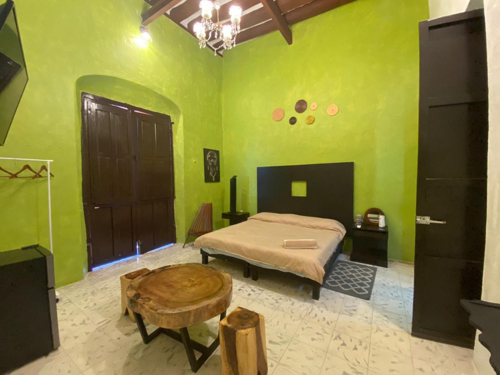 King Room with Balcony - Photo 1