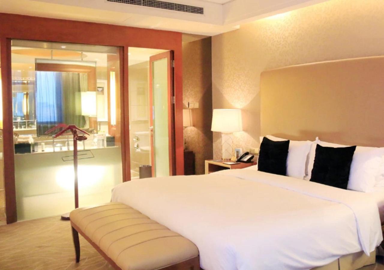 Prestige Suite with King Bed - Photo 1