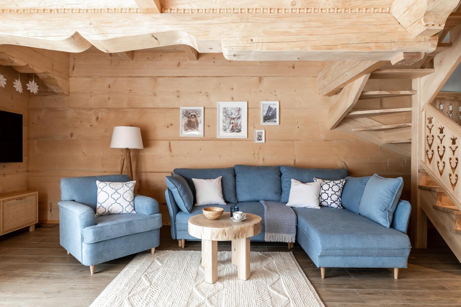 Deluxe Chalet with Terrace and Mountain View 2