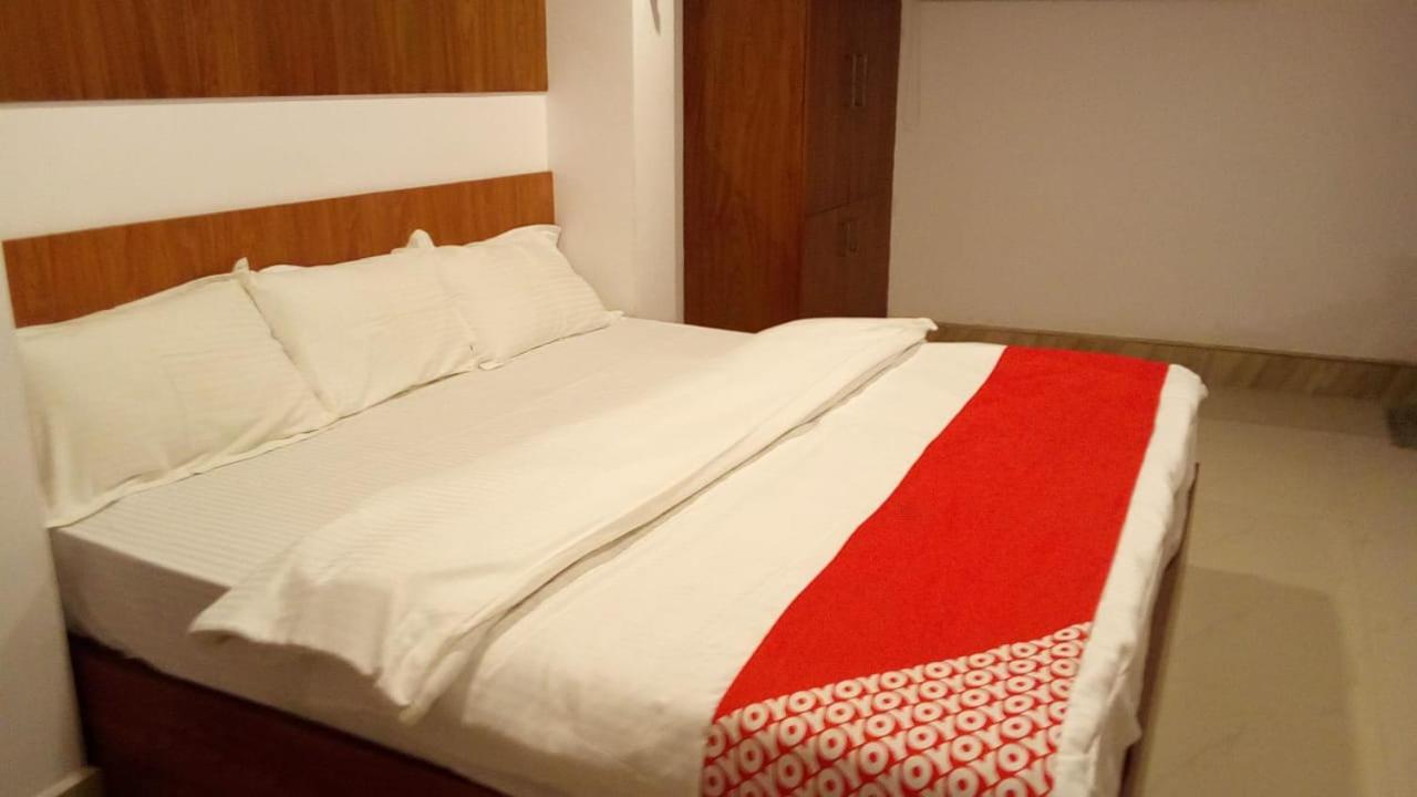 Deluxe King Room photo 1