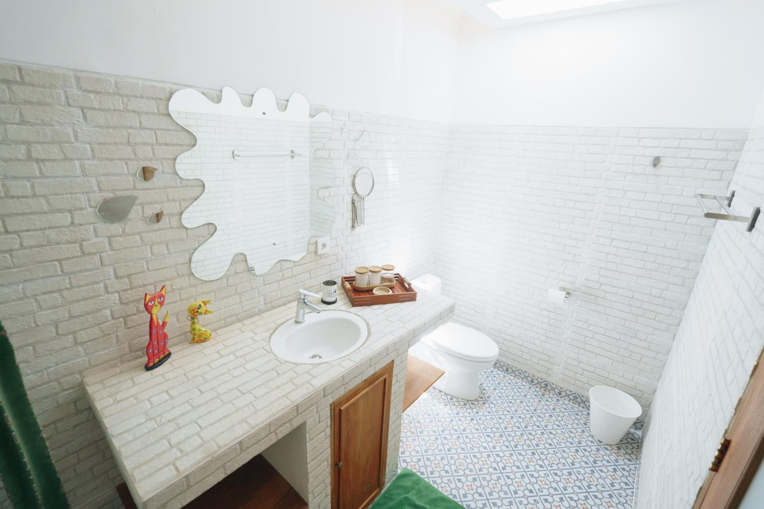 Two-Bedroom Villa - Photo 4