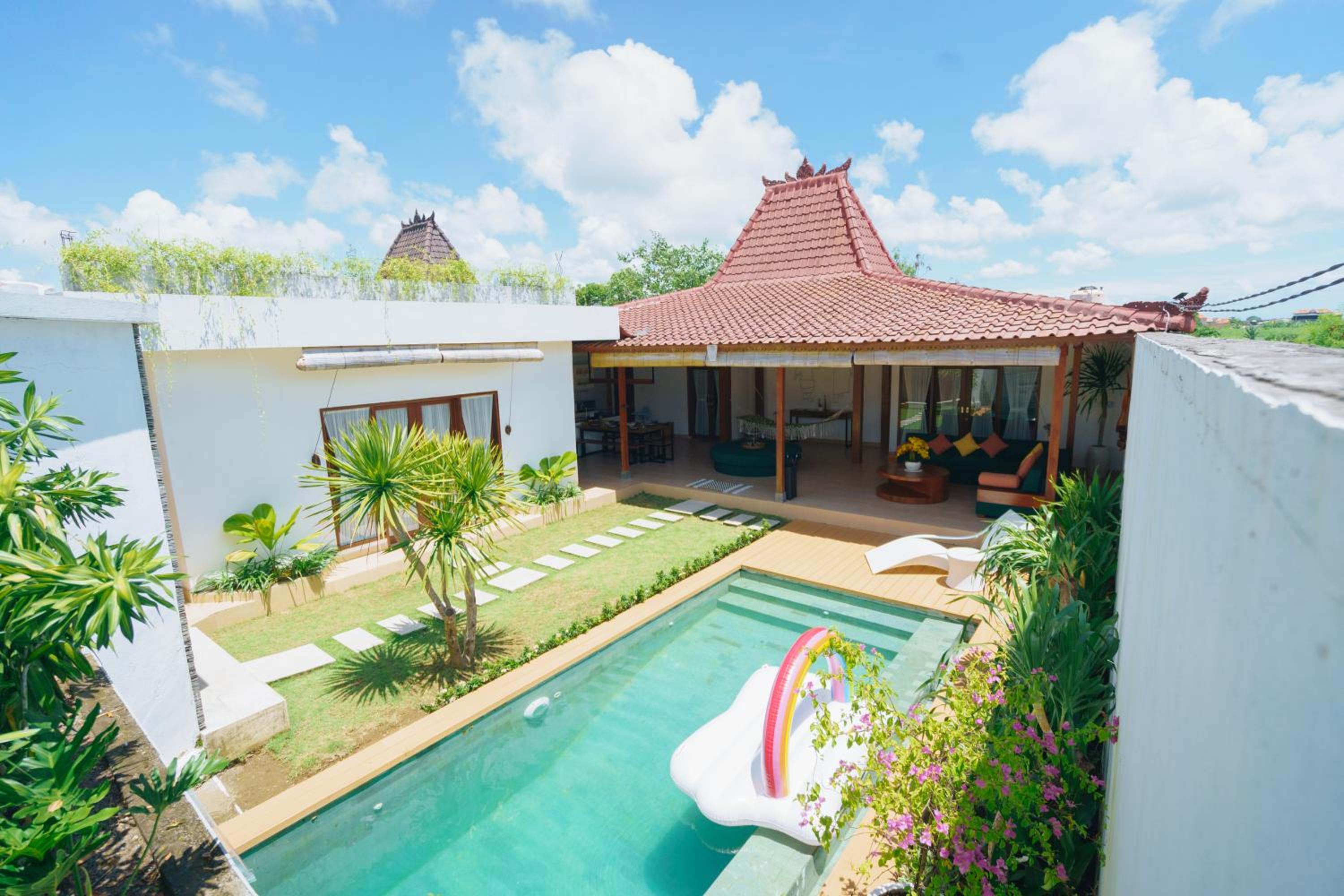 Two-Bedroom Villa - Photo 31