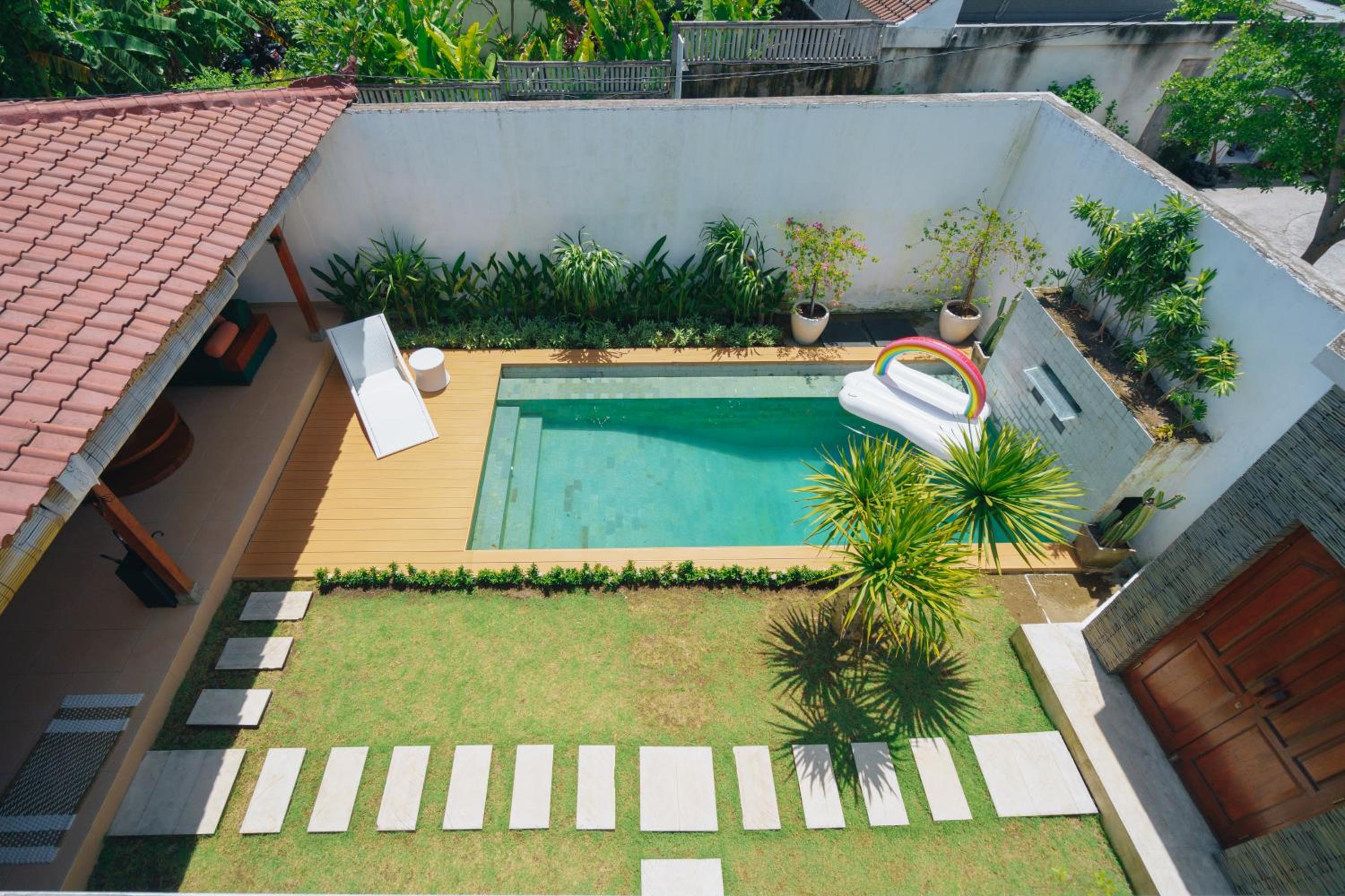Two-Bedroom Villa - Photo 9