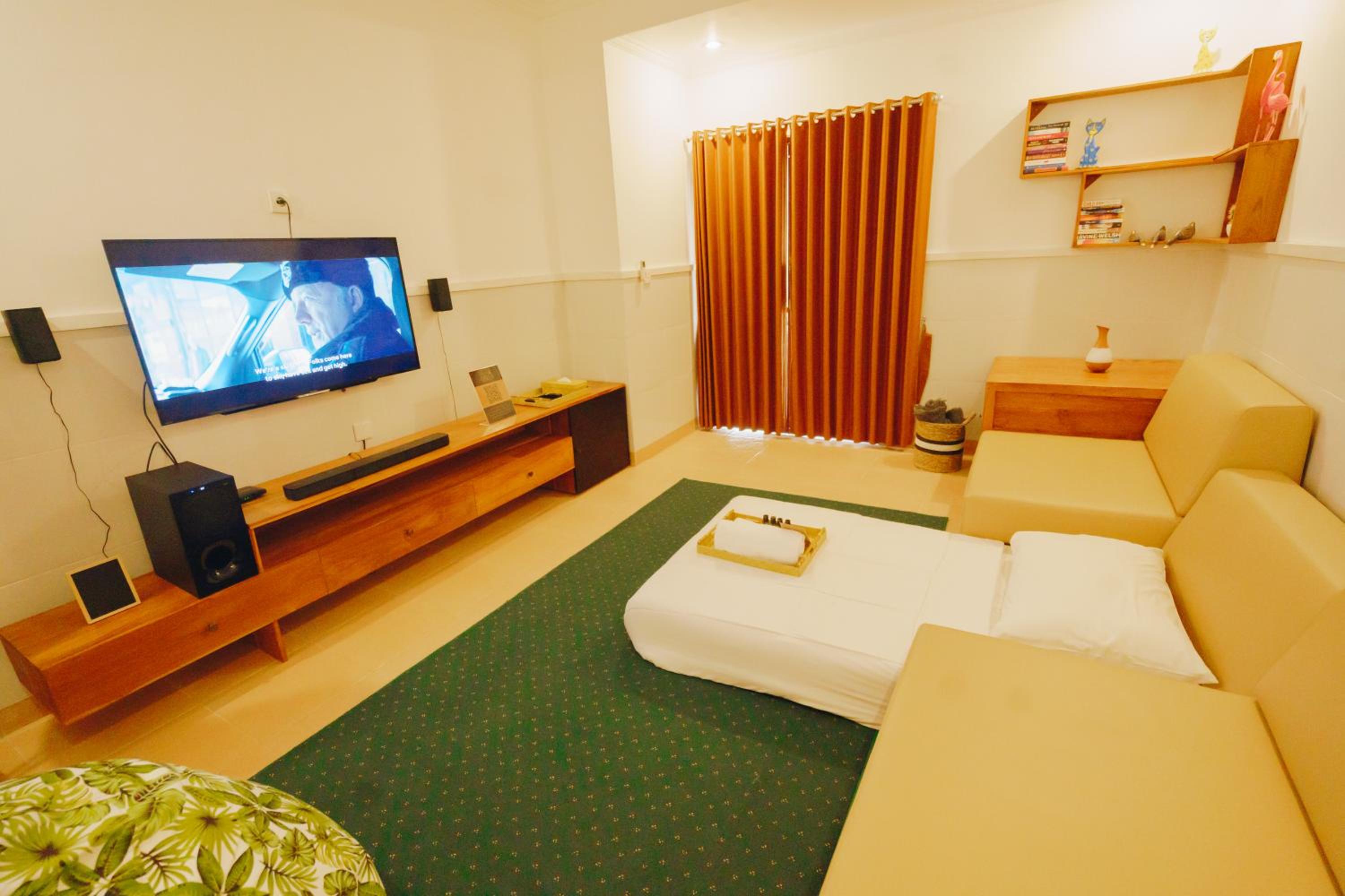 Two-Bedroom Villa - Photo 27