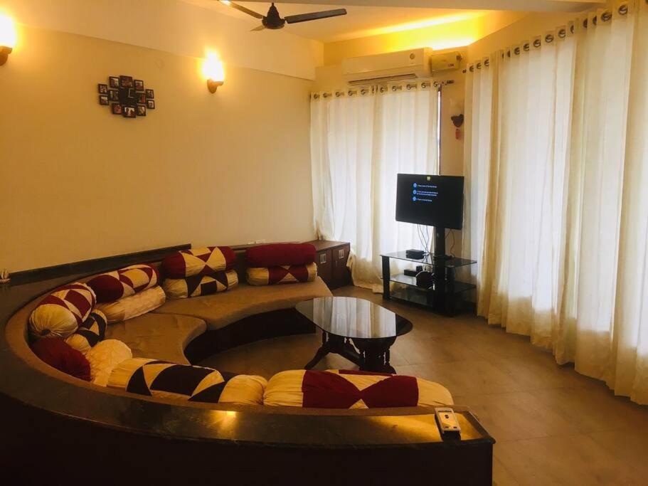 Villa photo 1