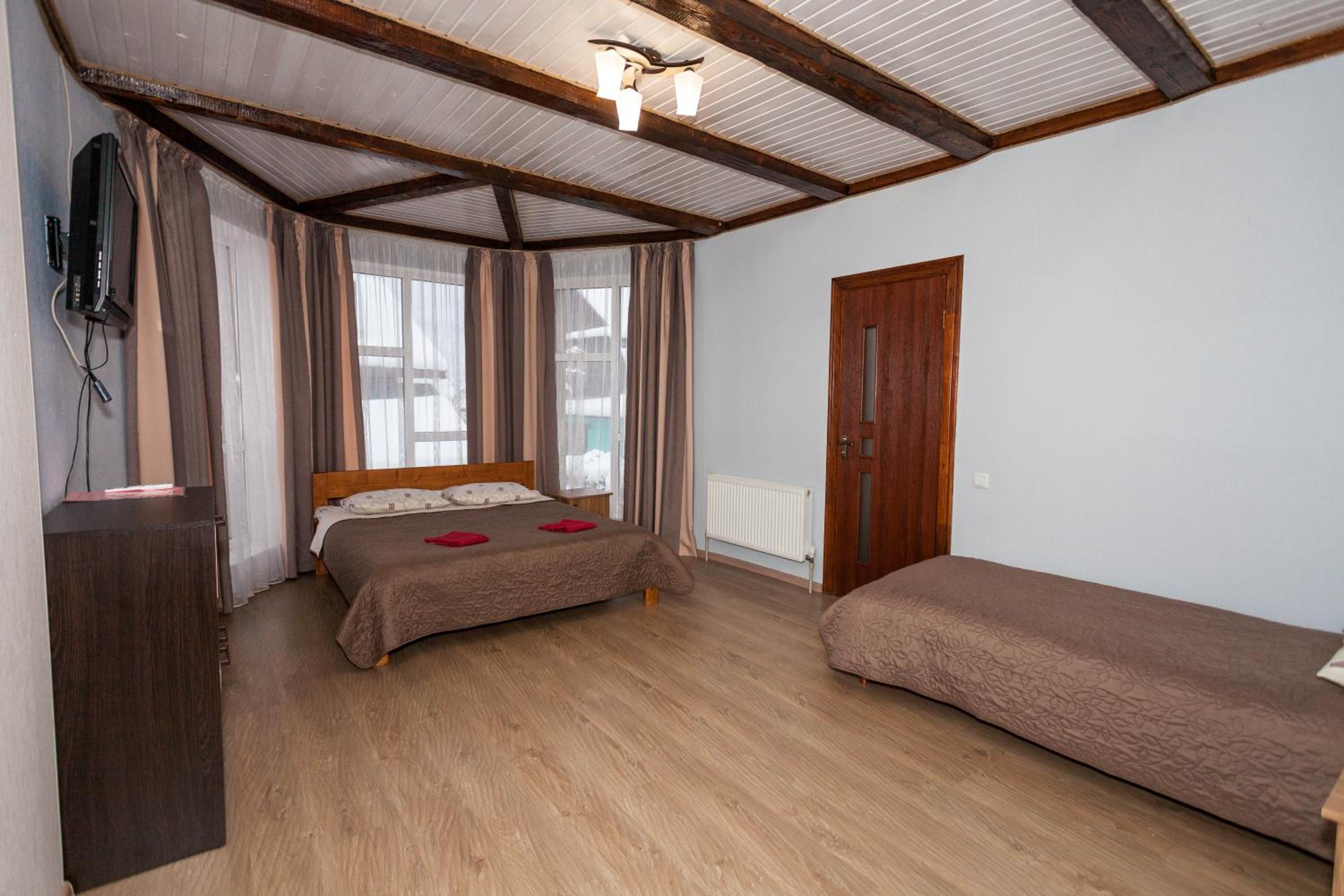 Classic Triple Room photo 2