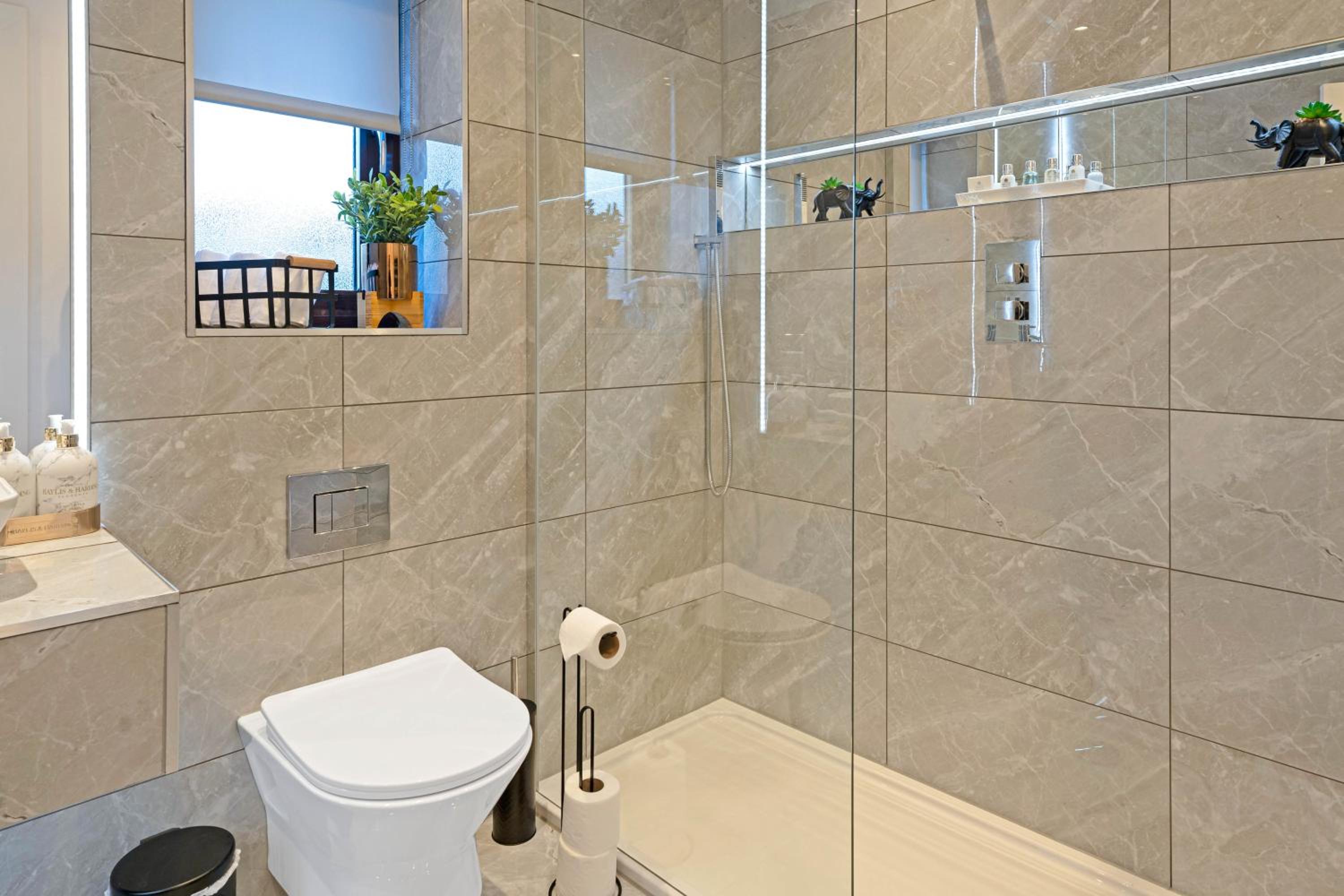 One-Bedroom House - Photo 23