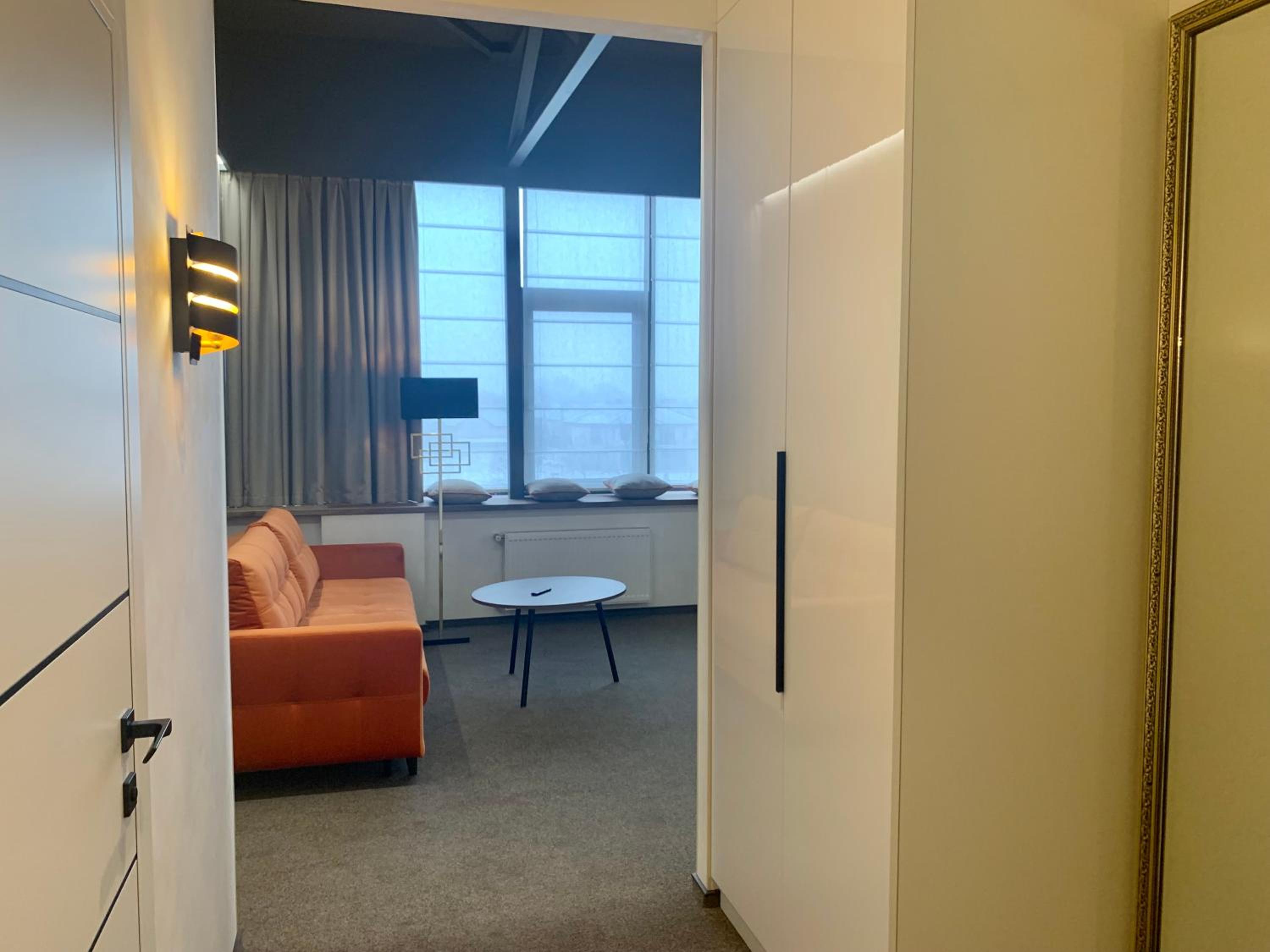 Deluxe King Room photo 2