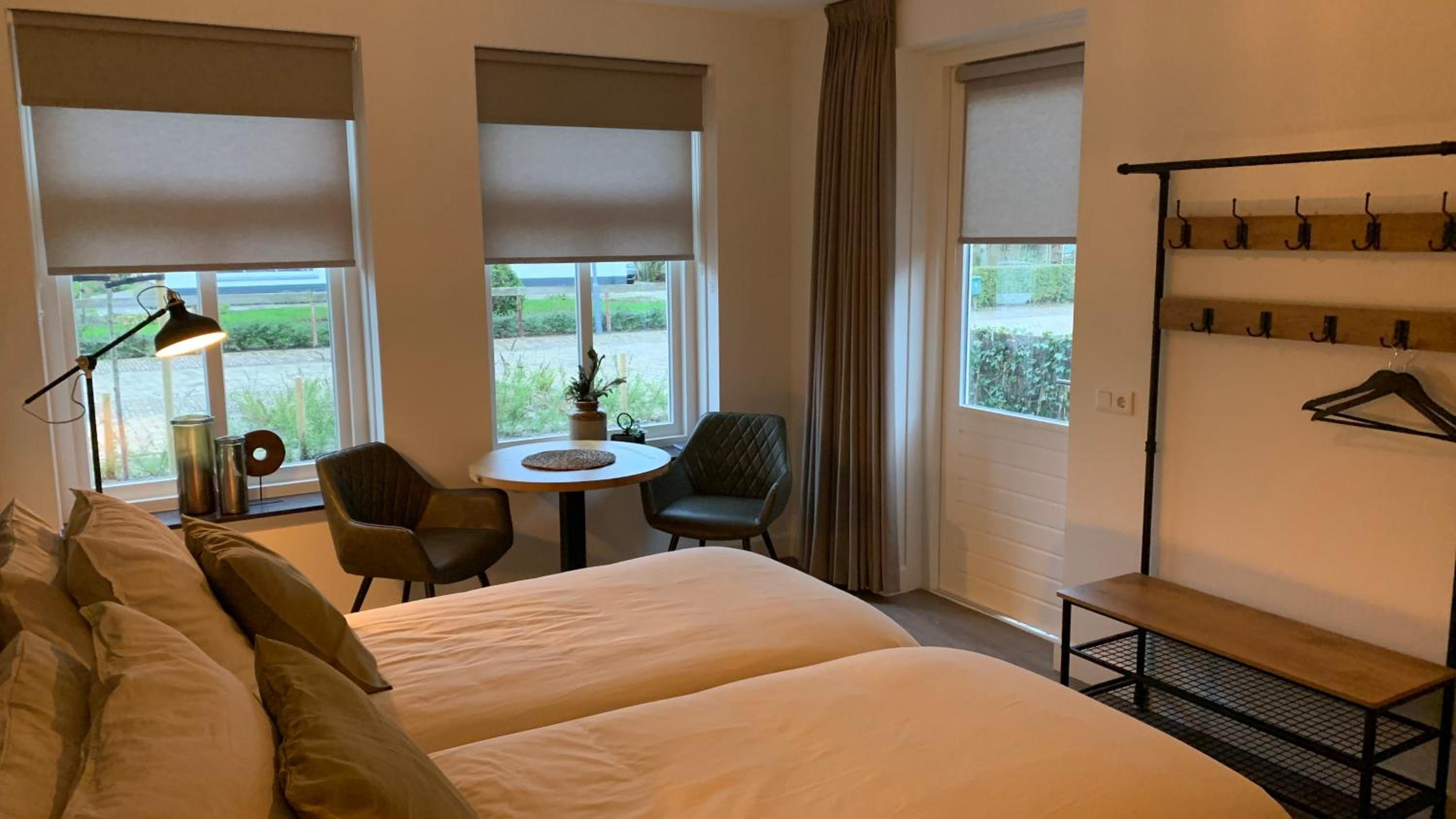 Deluxe Double Room with Shower photo 1