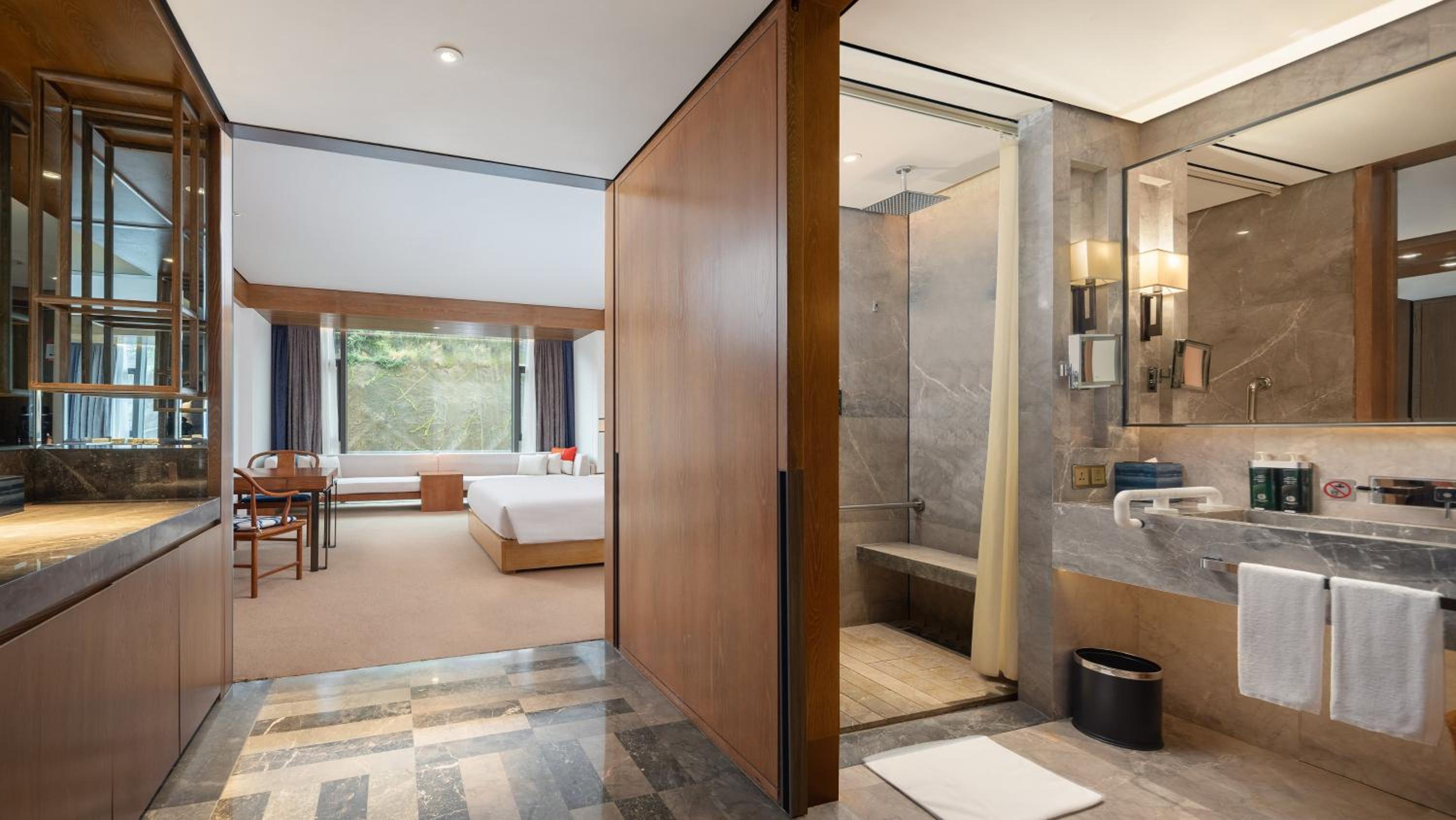 Standard King Room - Accessible