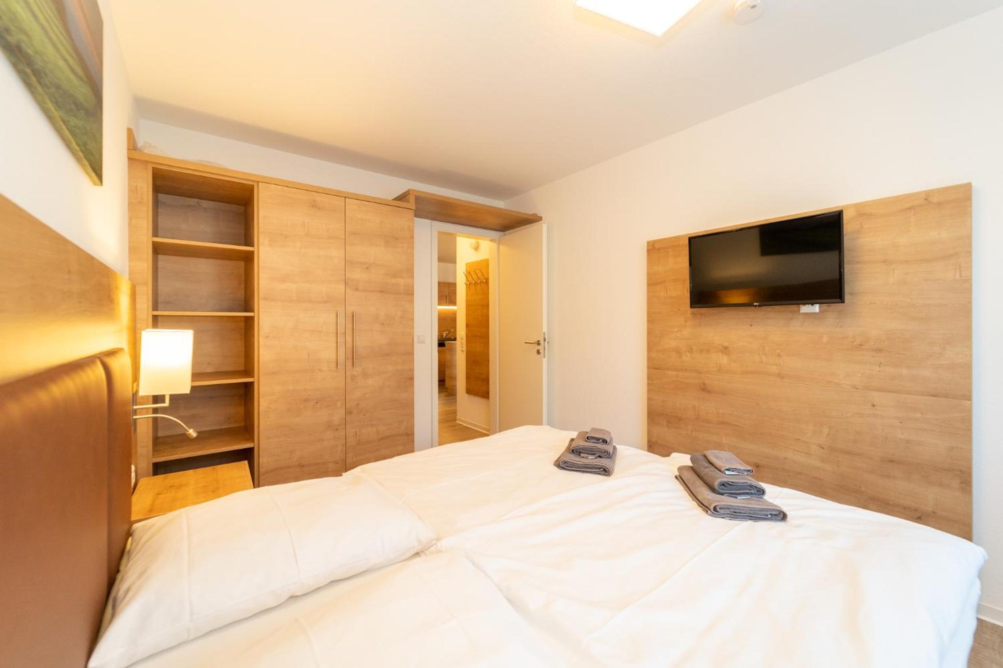 One-Bedroom Apartment photo 1