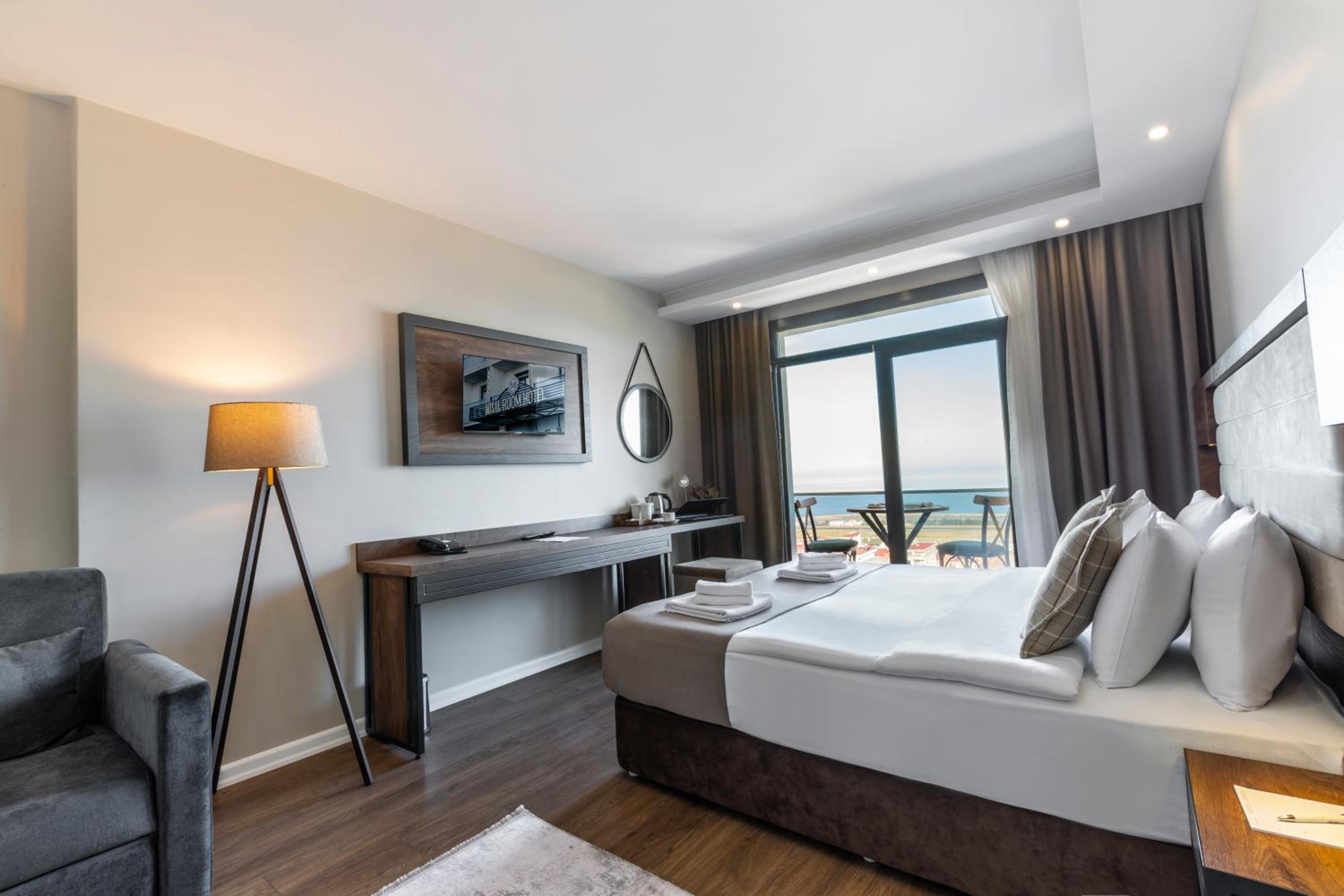 Deluxe Double Room with Sea View photo 1