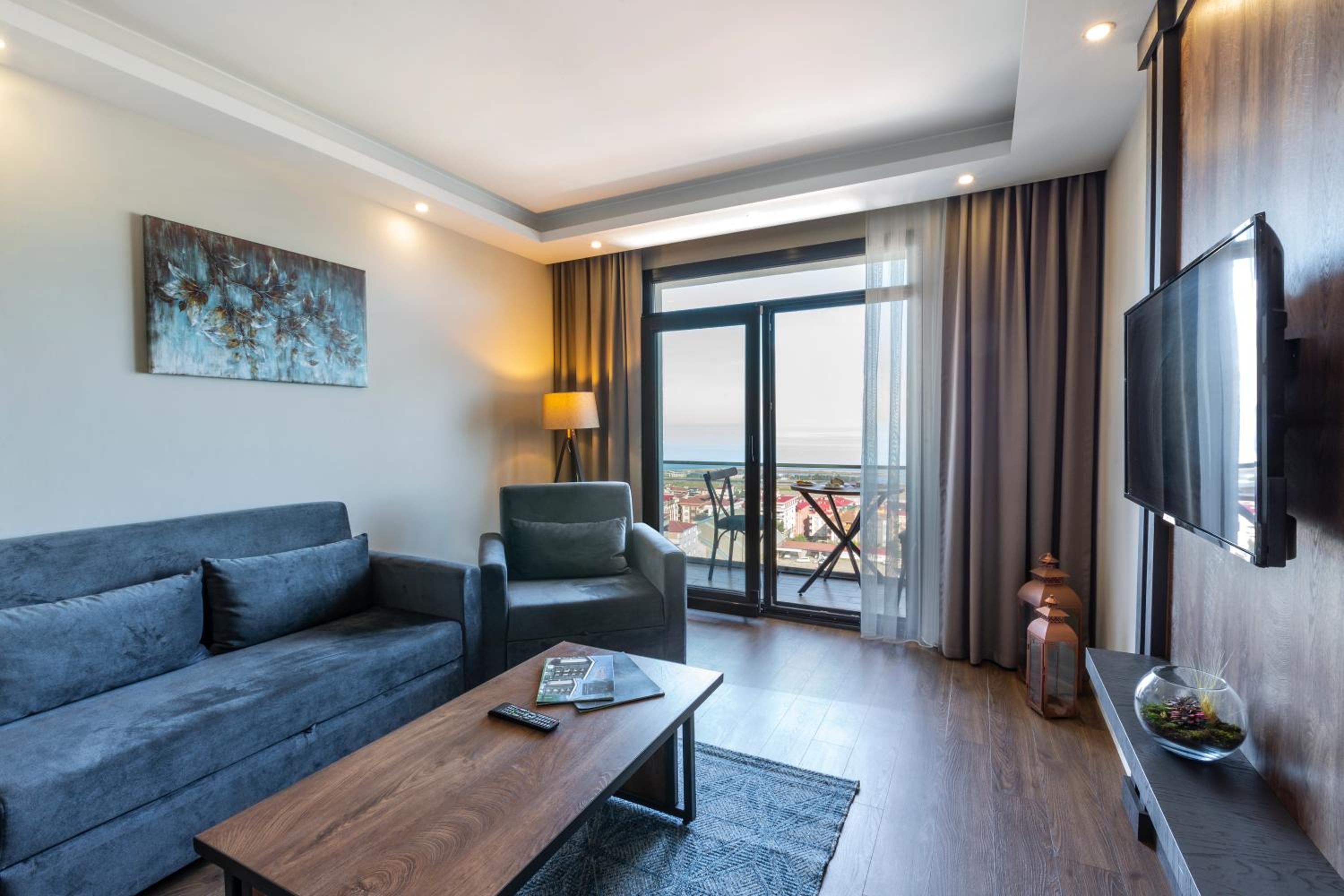 Superior Suite with Sea View - Photo 9