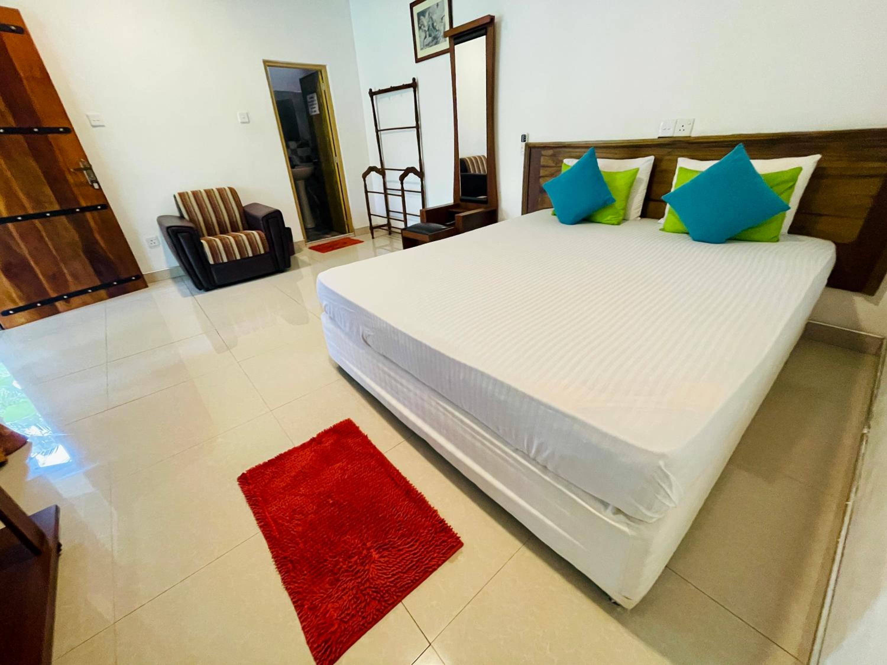 Deluxe Double Room with Pool View