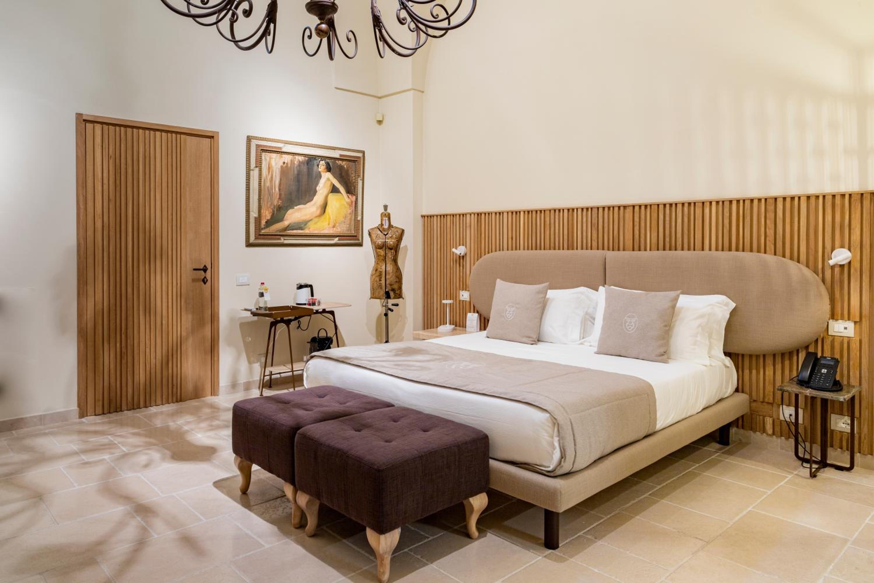 Standard Double Room - Photo 6