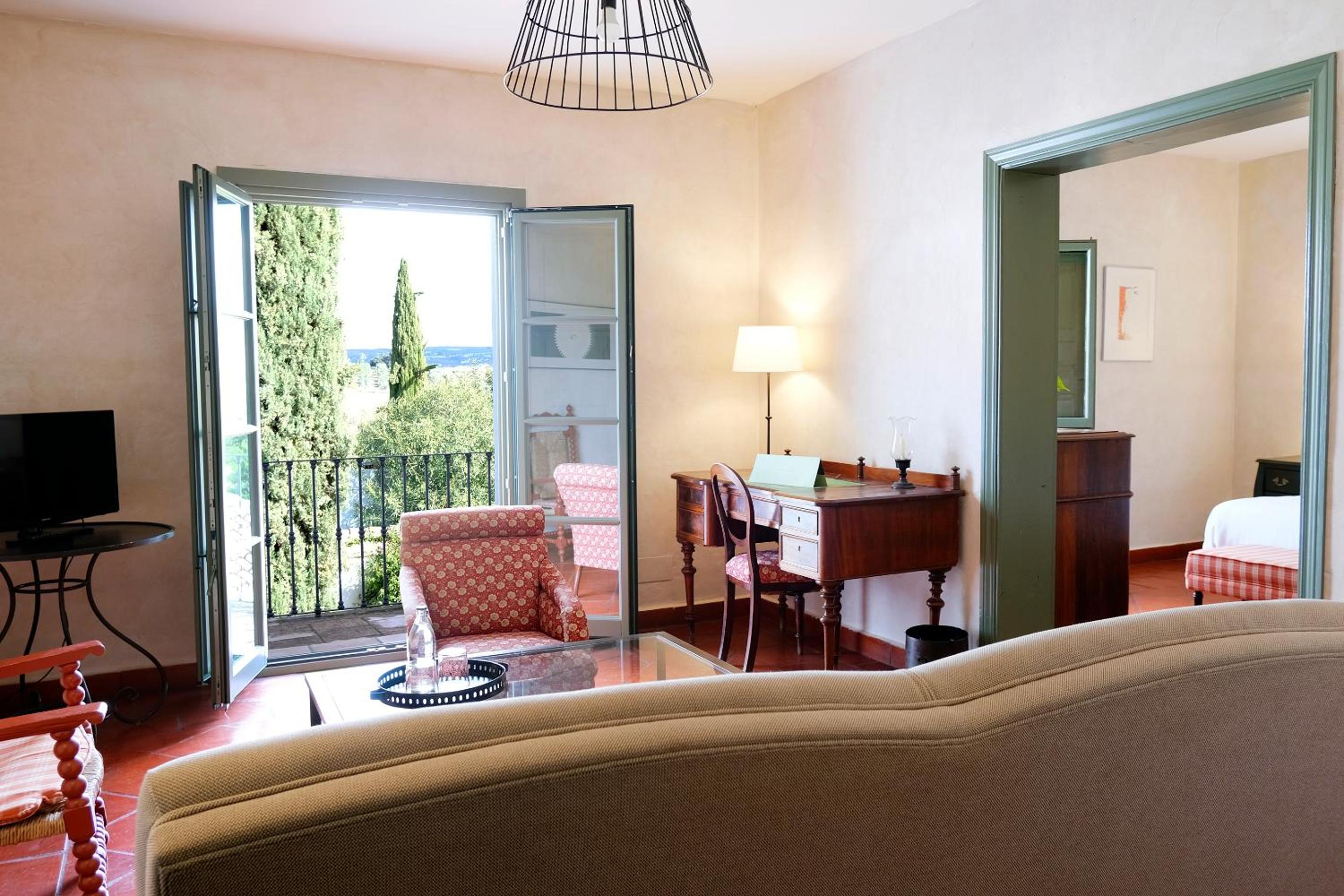 Junior Suite with Terrace - Photo 18