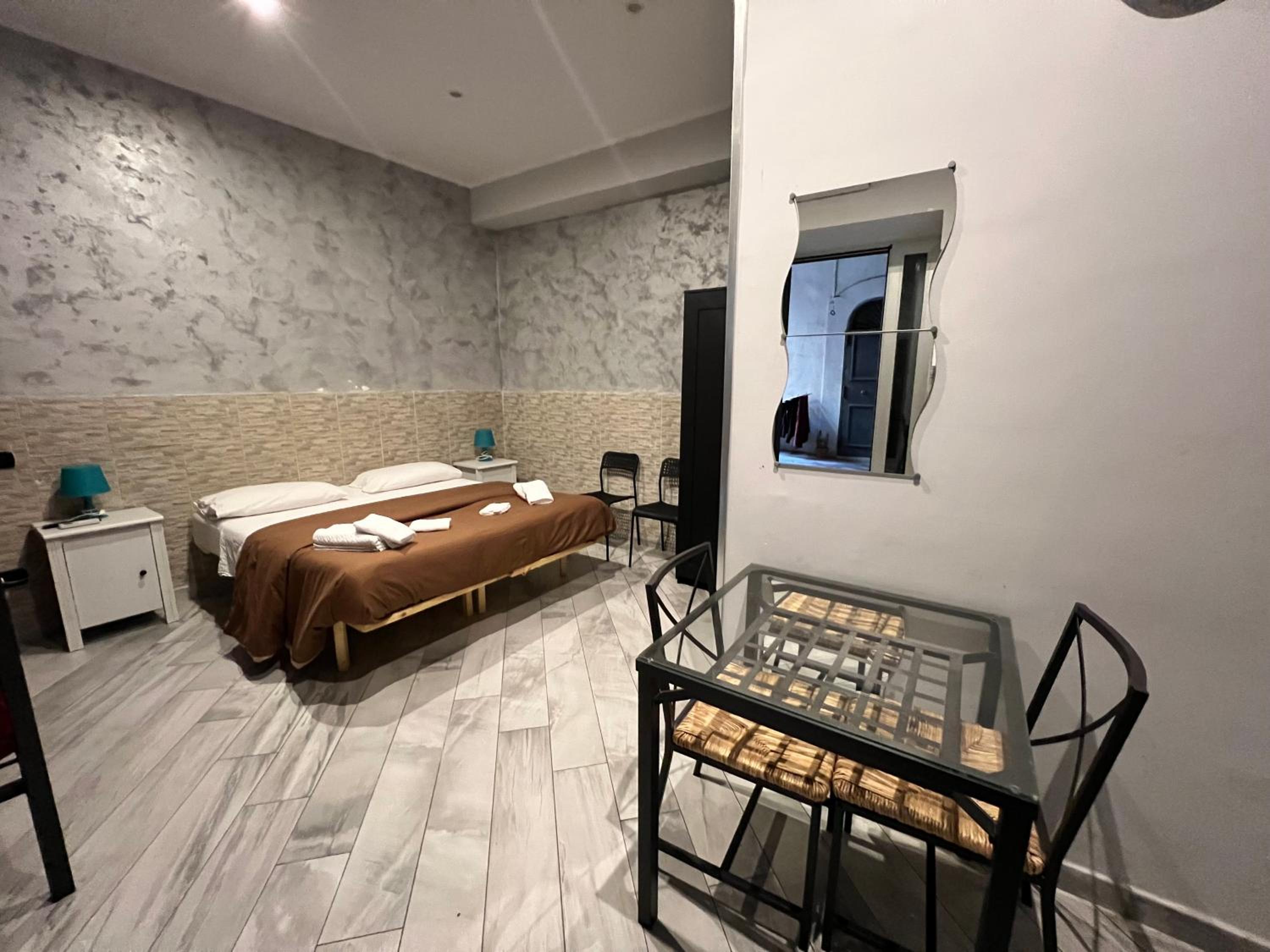 King Room with Balcony (Annex)