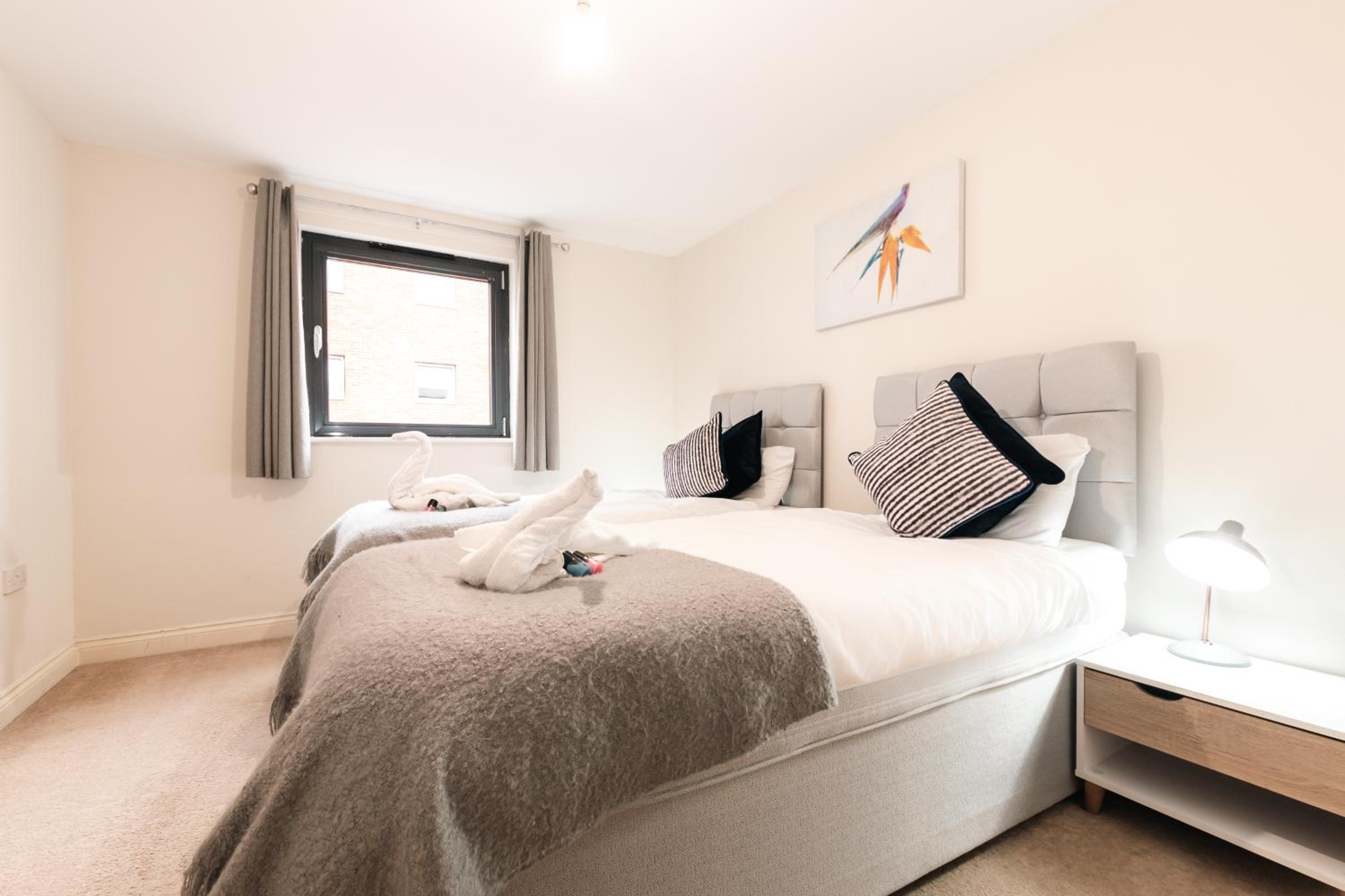Three-Bedroom Apartment - Photo 10