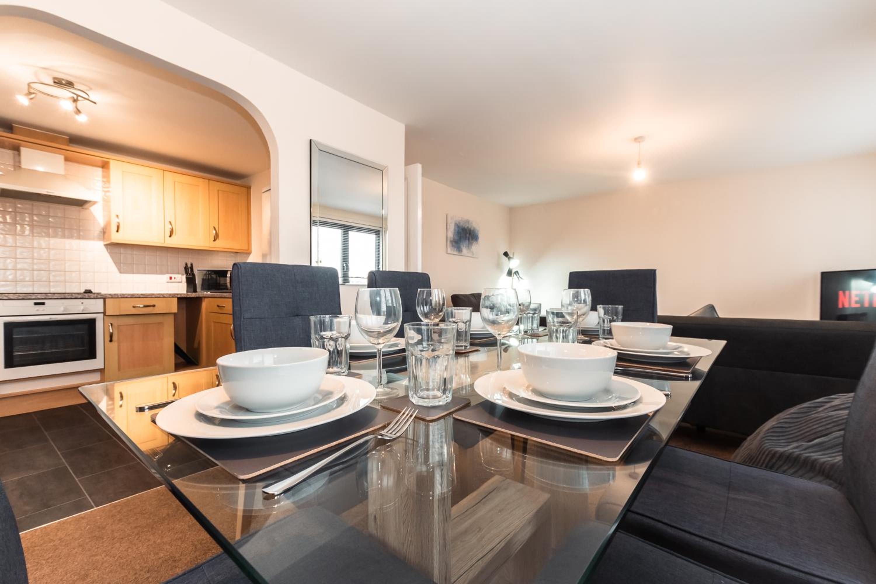 Three-Bedroom Apartment - Photo 16