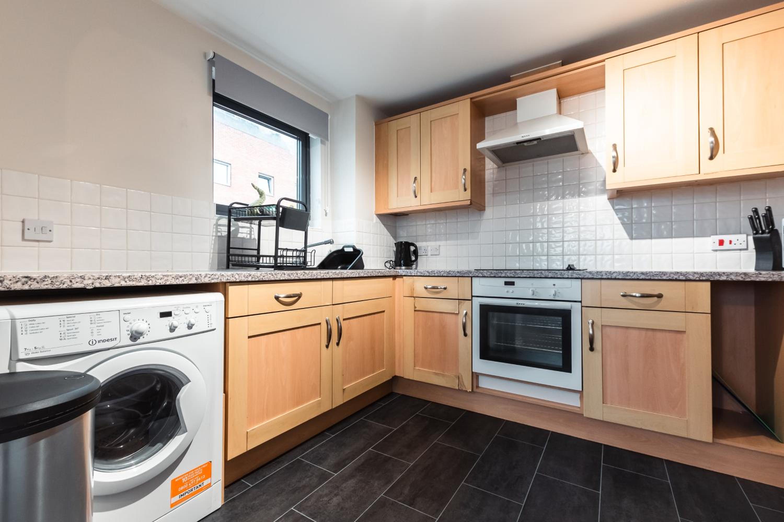 Three-Bedroom Apartment - Photo 23