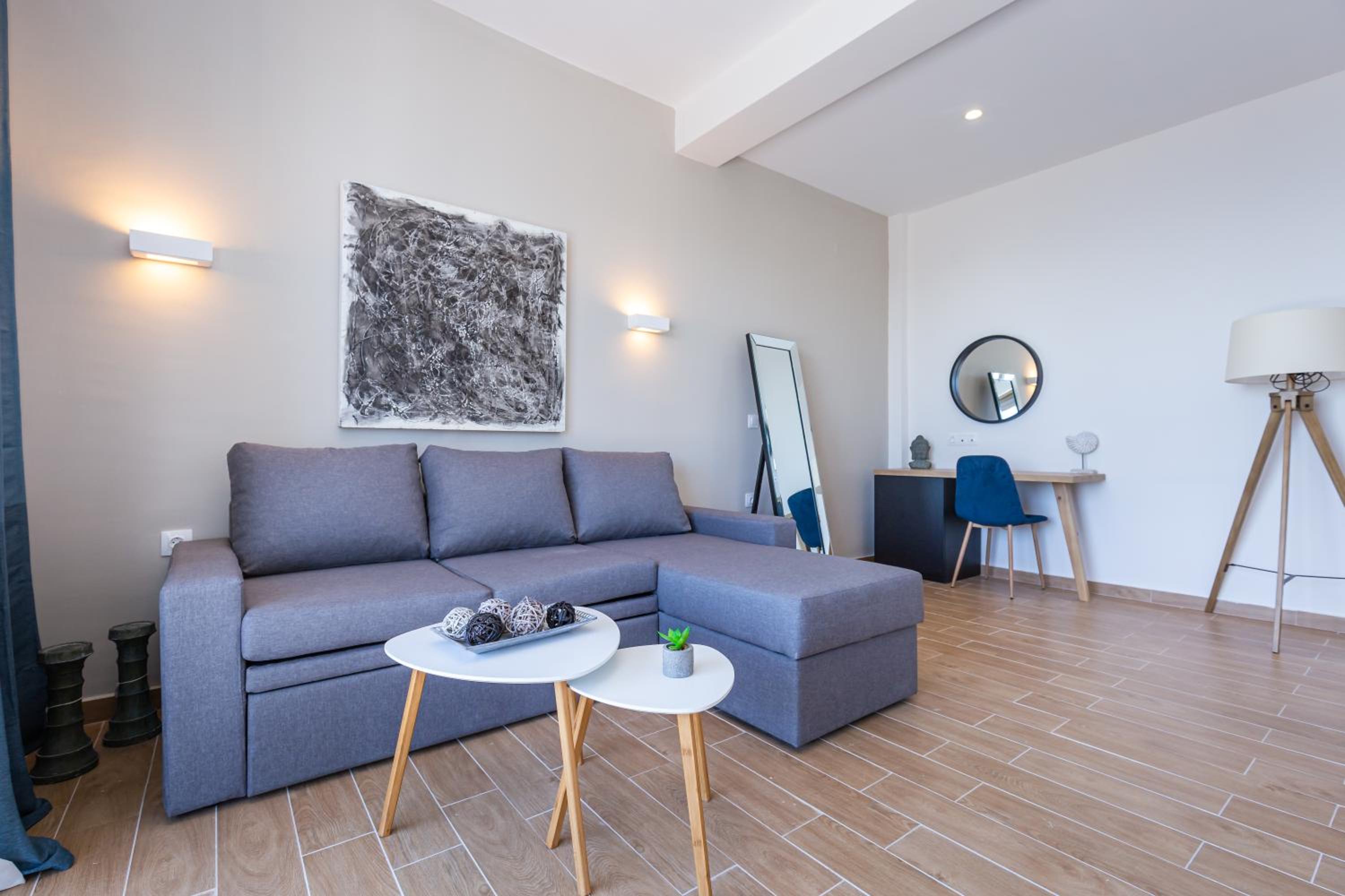 Junior Suite with Sea View - Photo 7