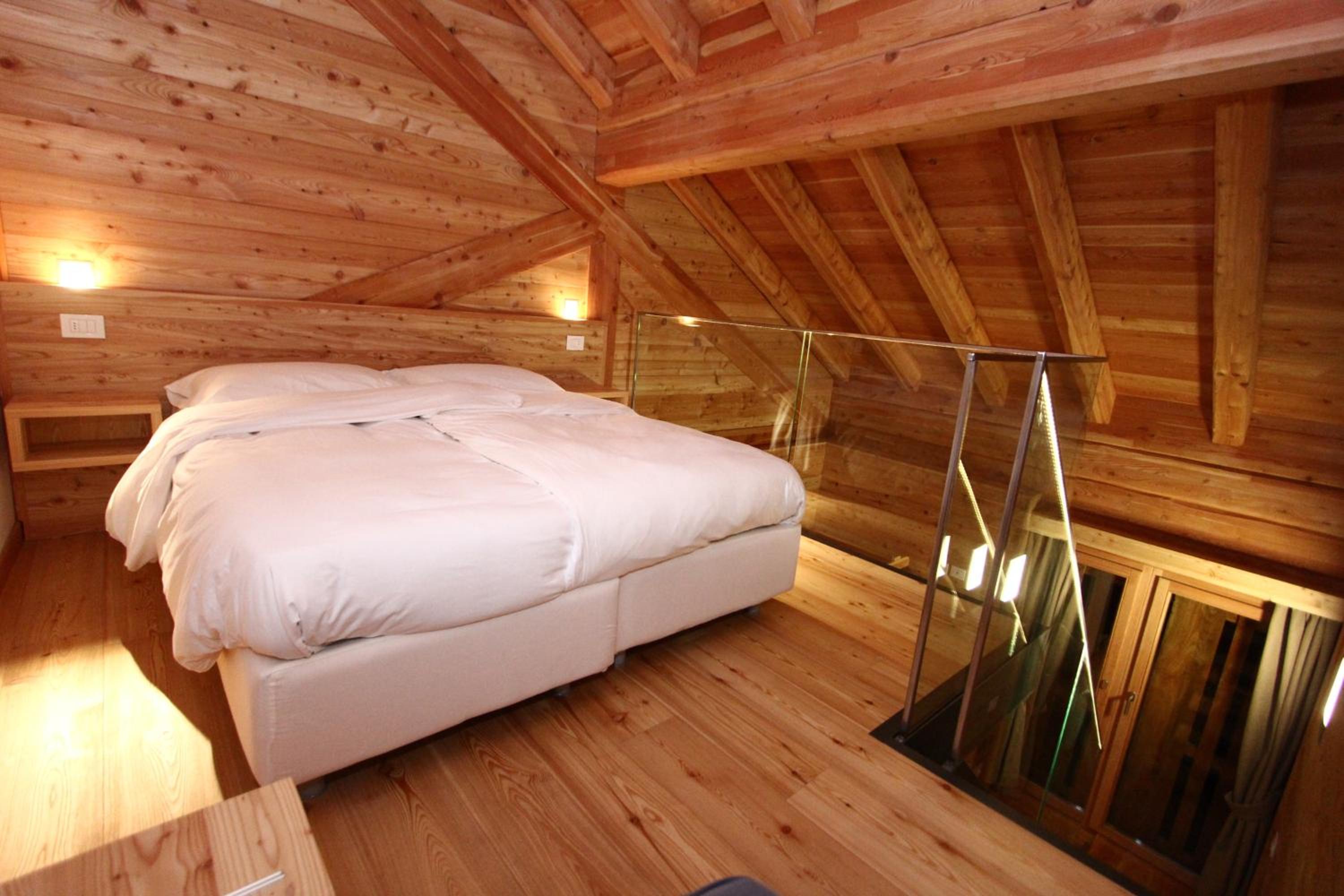 Duplex Quadruple Room - Photo 1