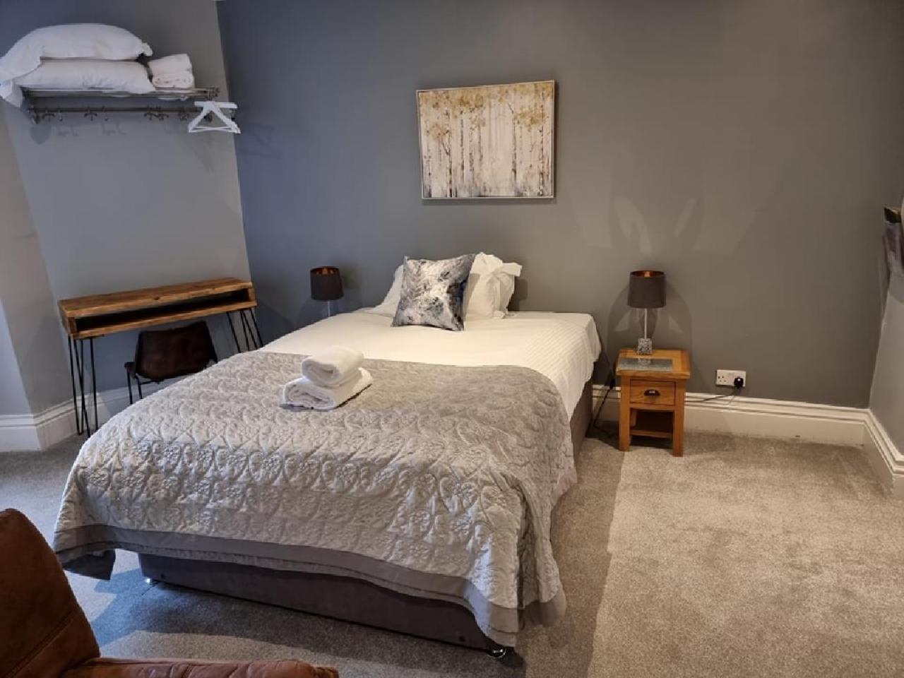 Standard King Room - Photo 1