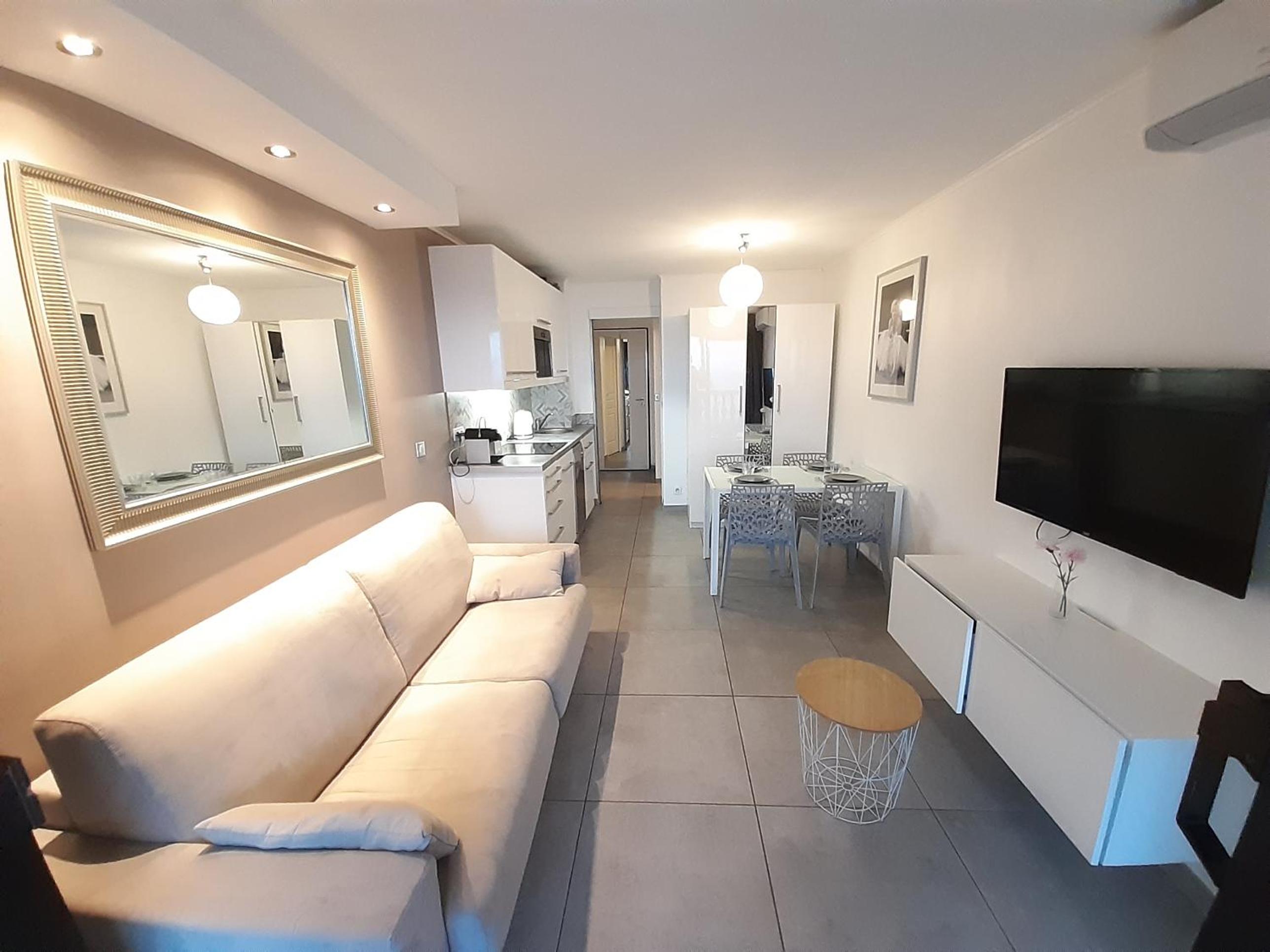Apartment with Sea View photo 1
